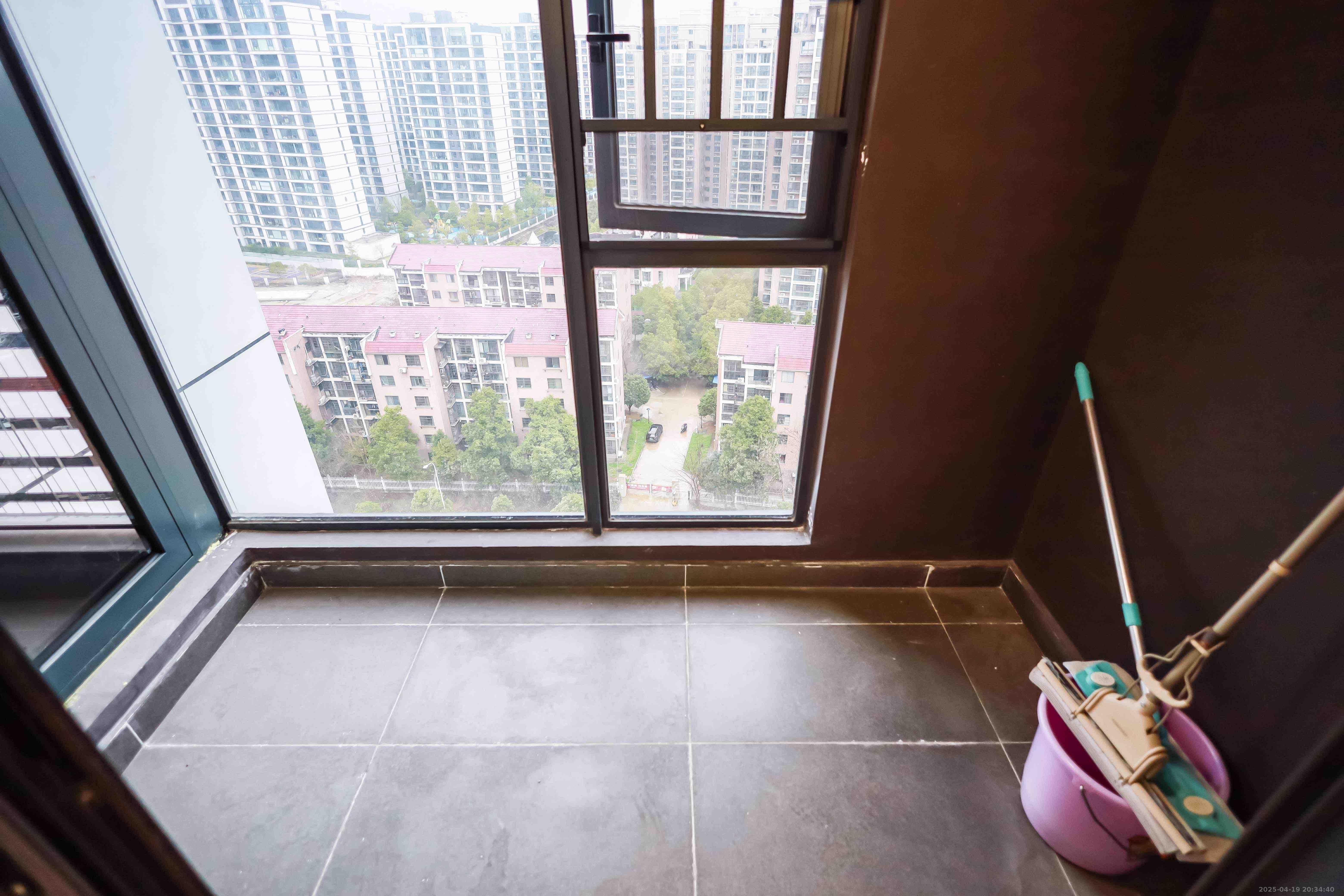 招商麓山府  4室2厅2卫    4500.0元/月 招商麓山府  4室2厅2卫    4500.0元/月室内图