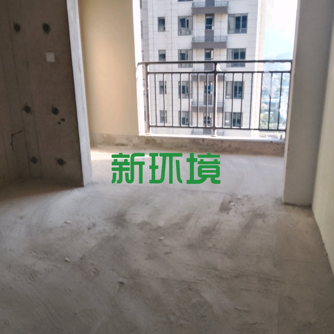 荣盛花语书院  3室2厅2卫   78.00万客厅