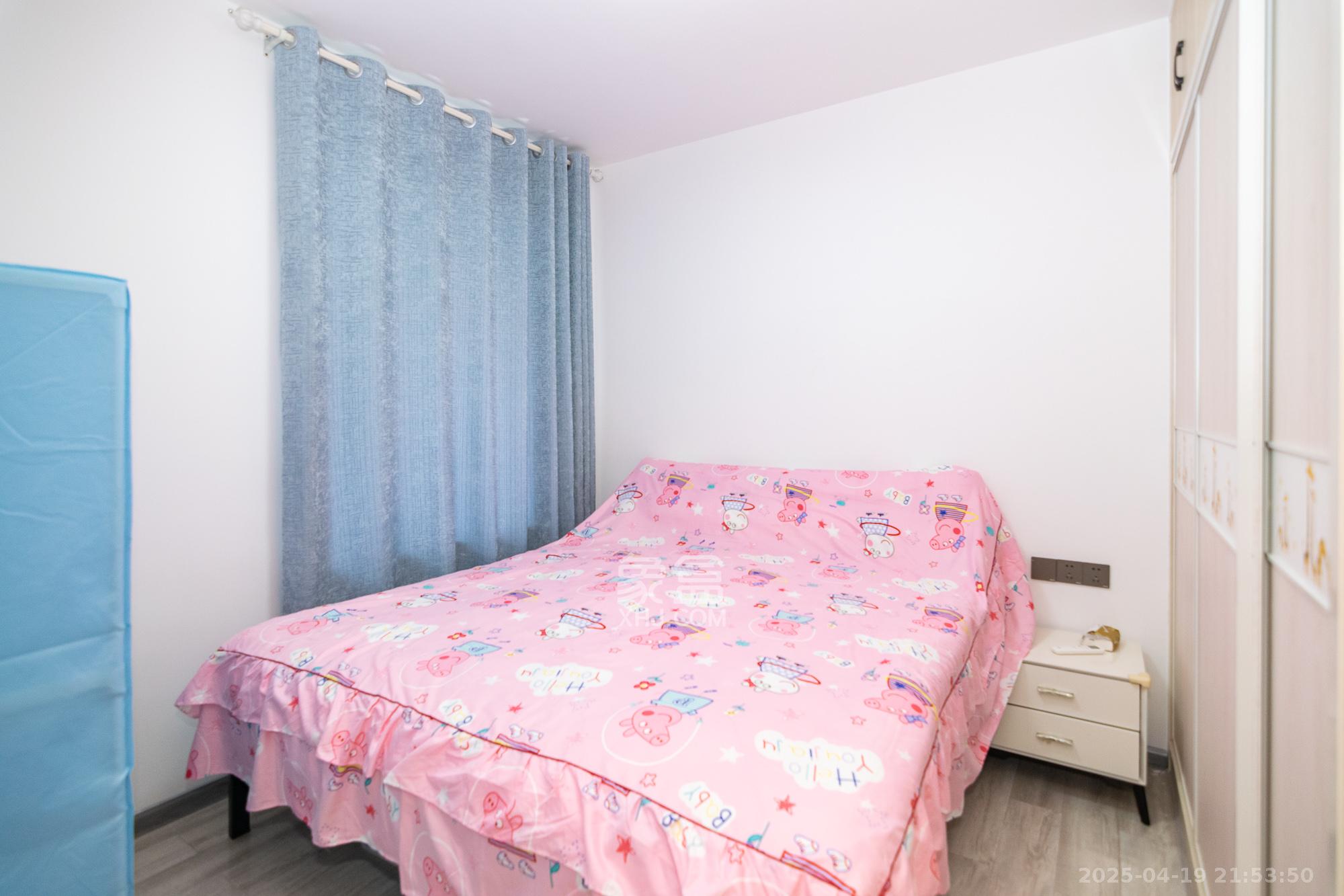 中粮鸿云 3室2厅1卫 64.0万 中粮鸿云 3室2厅1卫 64.0万卧室