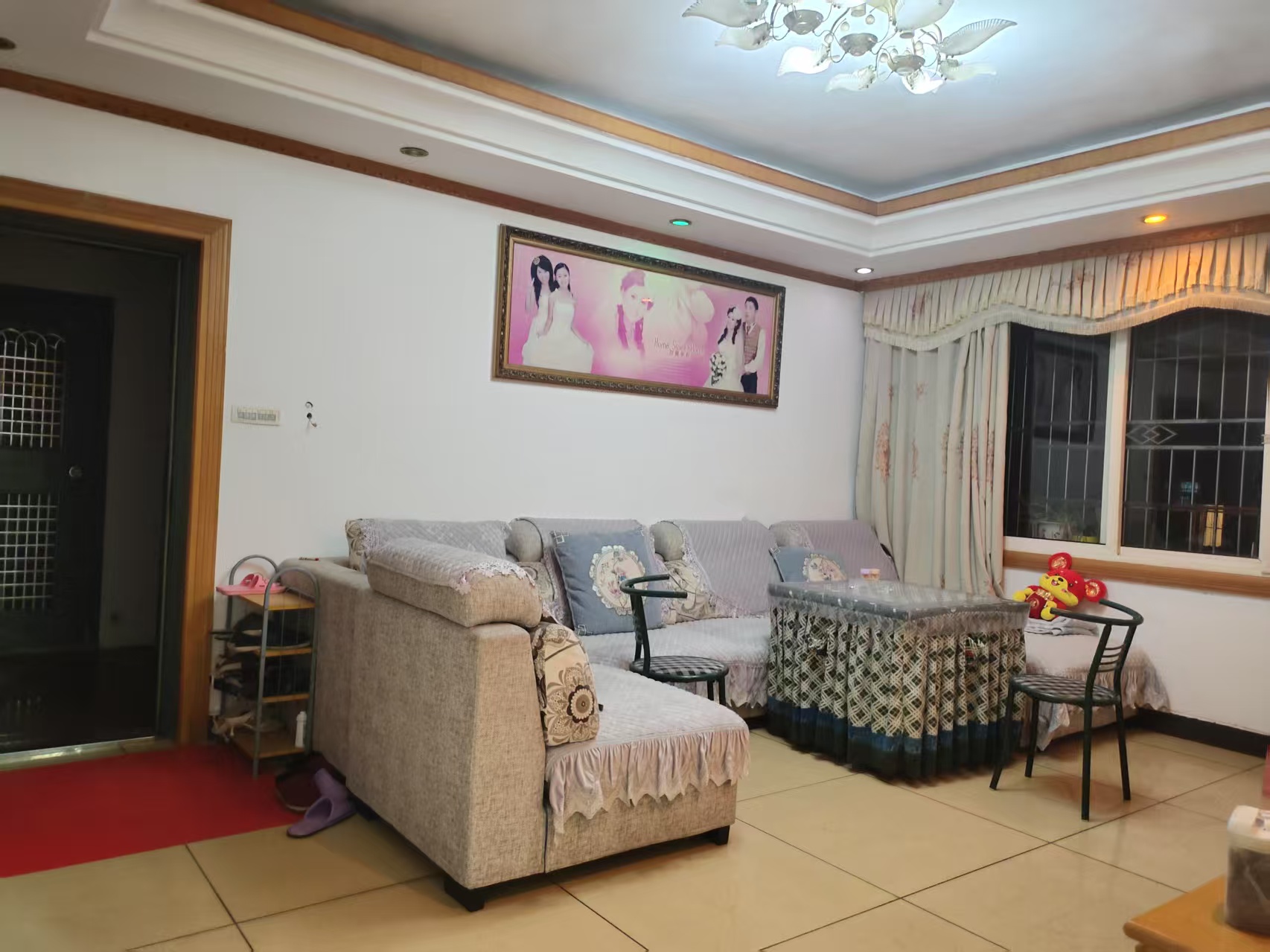 月塘生活小区 3室2厅1卫 43.8万 月塘生活小区 3室2厅1卫 43.8万客厅