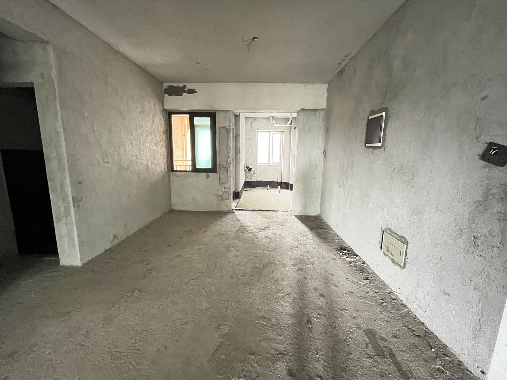 滨海豪庭 4室2厅3卫 490.0万 滨海豪庭 4室2厅3卫 490.0万客厅