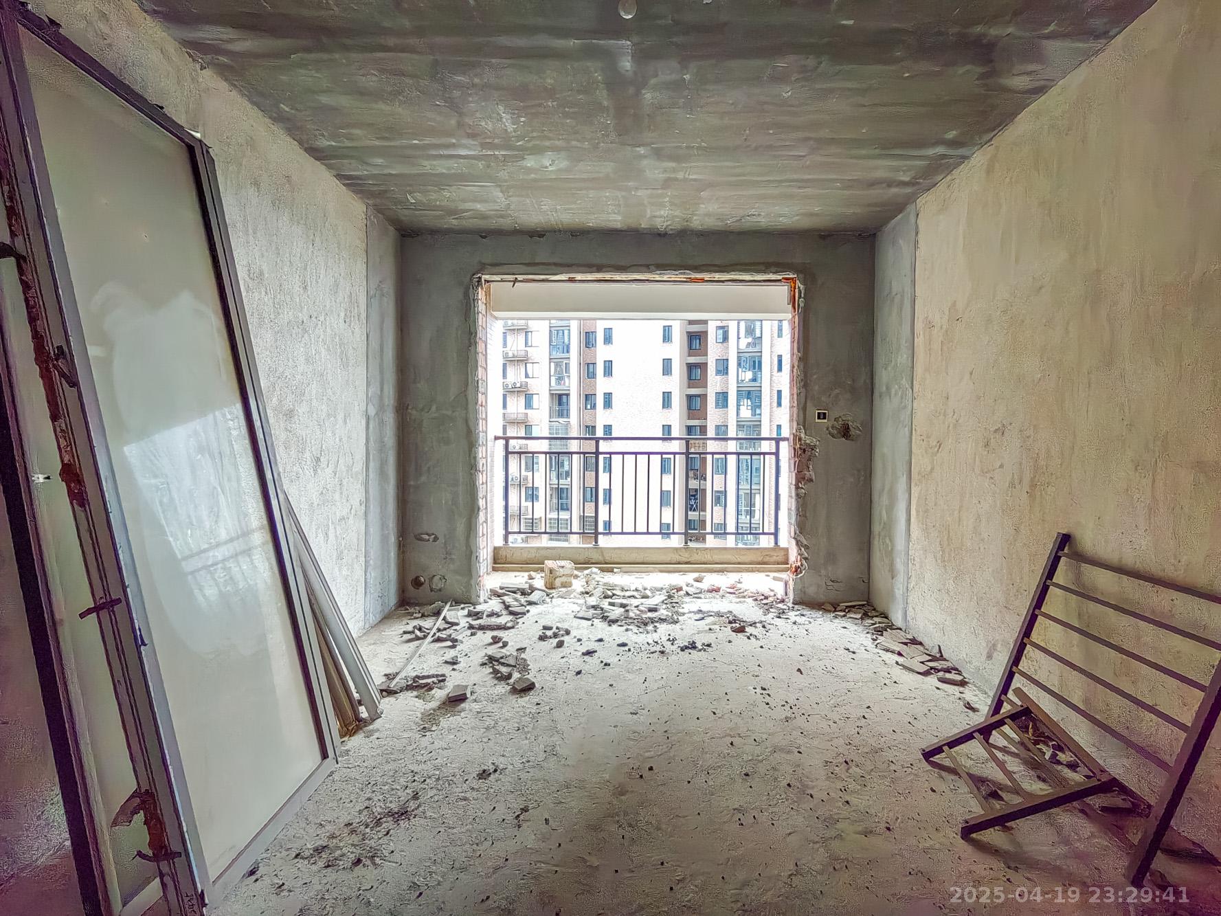 中安善化国际  3室2厅2卫    46.0万 中安善化国际  3室2厅2卫    46.0万客厅