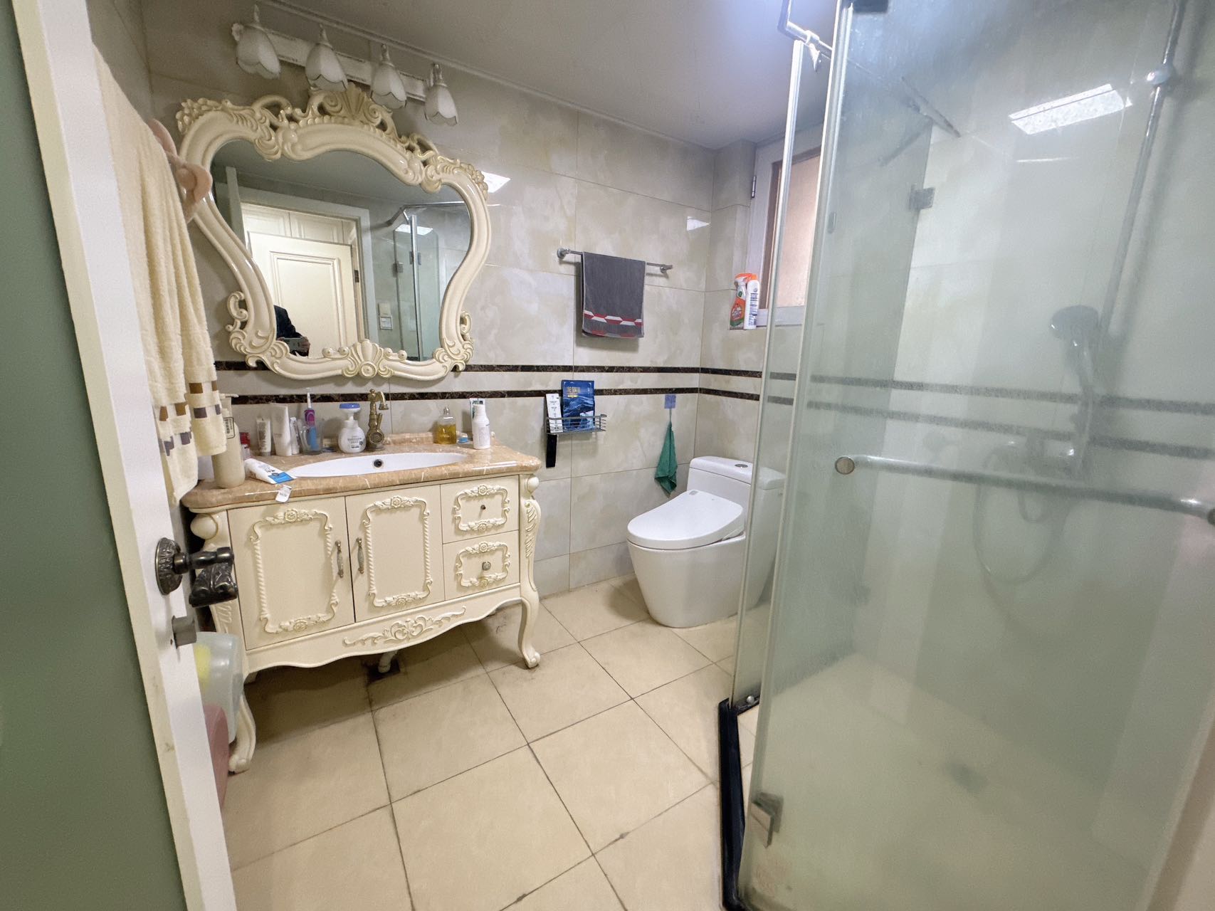 湘银星城  4室2厅2卫    110.0万 湘银星城  4室2厅2卫    110.0万室内图