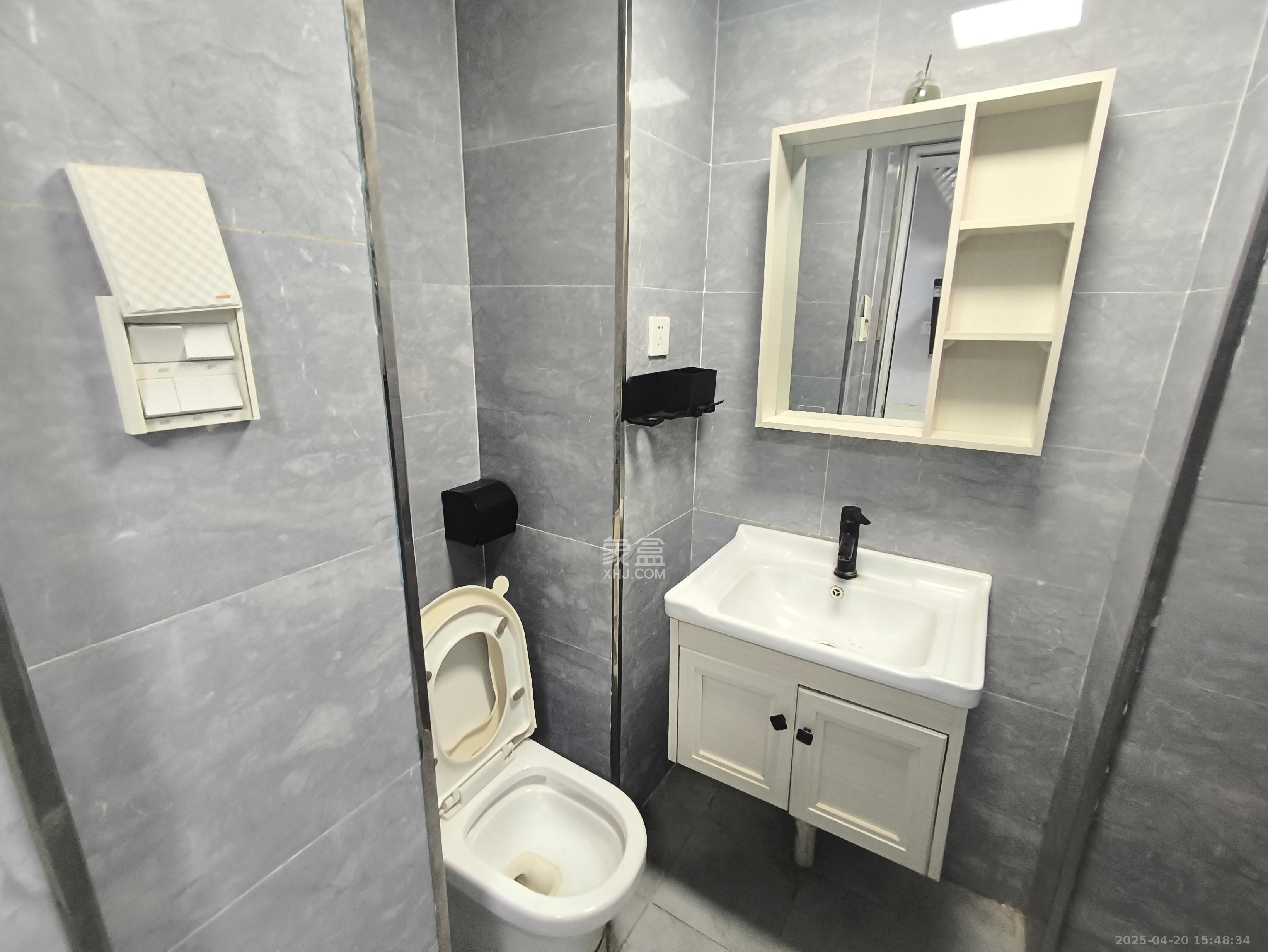 中海新城熙岸(中信新城五期) 1室0厅1卫 1100.0元/月 中海新城熙岸(中信新城五期) 1室0厅1卫 1100.0元/月室内图