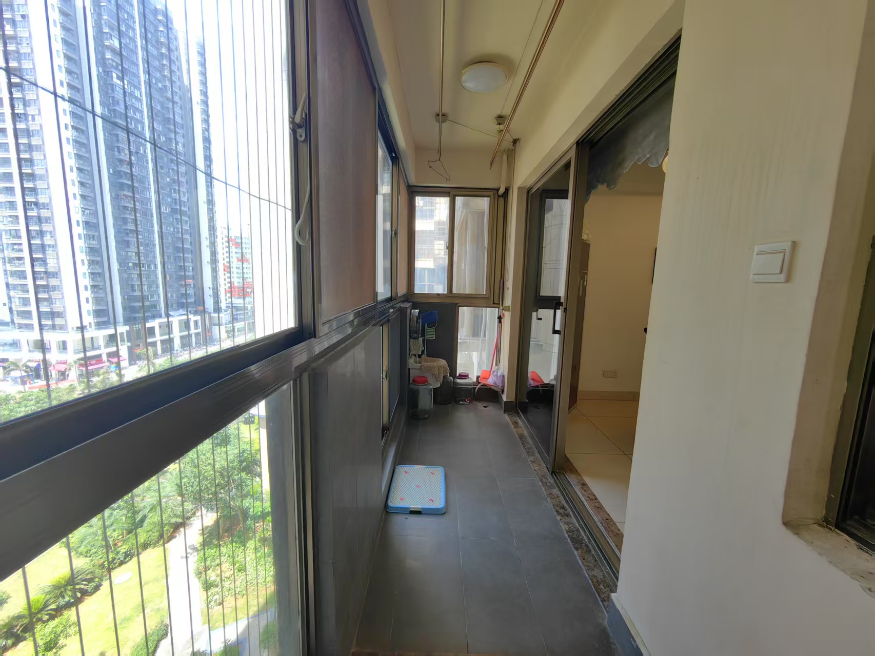 现代花园三期  4室2厅2卫   222.00万室内图
