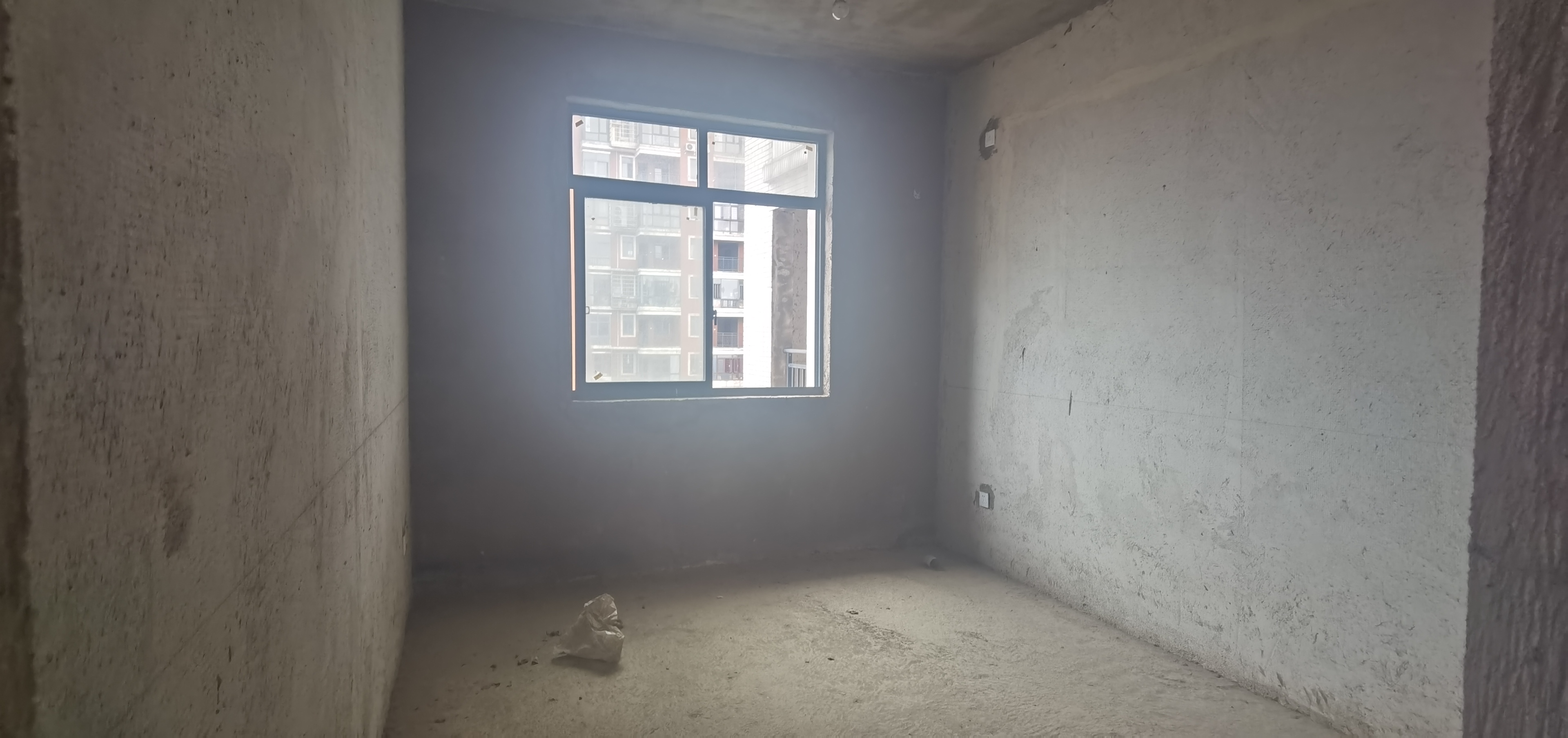 信合家园 4室2厅2卫 94.0万 信合家园 4室2厅2卫 94.0万客厅