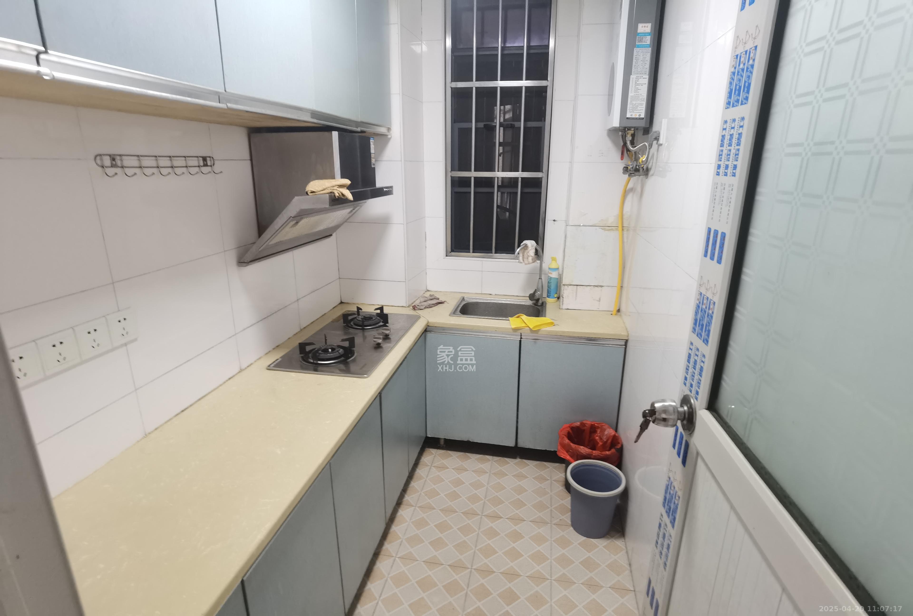 湘域城邦（湘域国际中心）  1室1厅1卫   2300.00元/月室内图