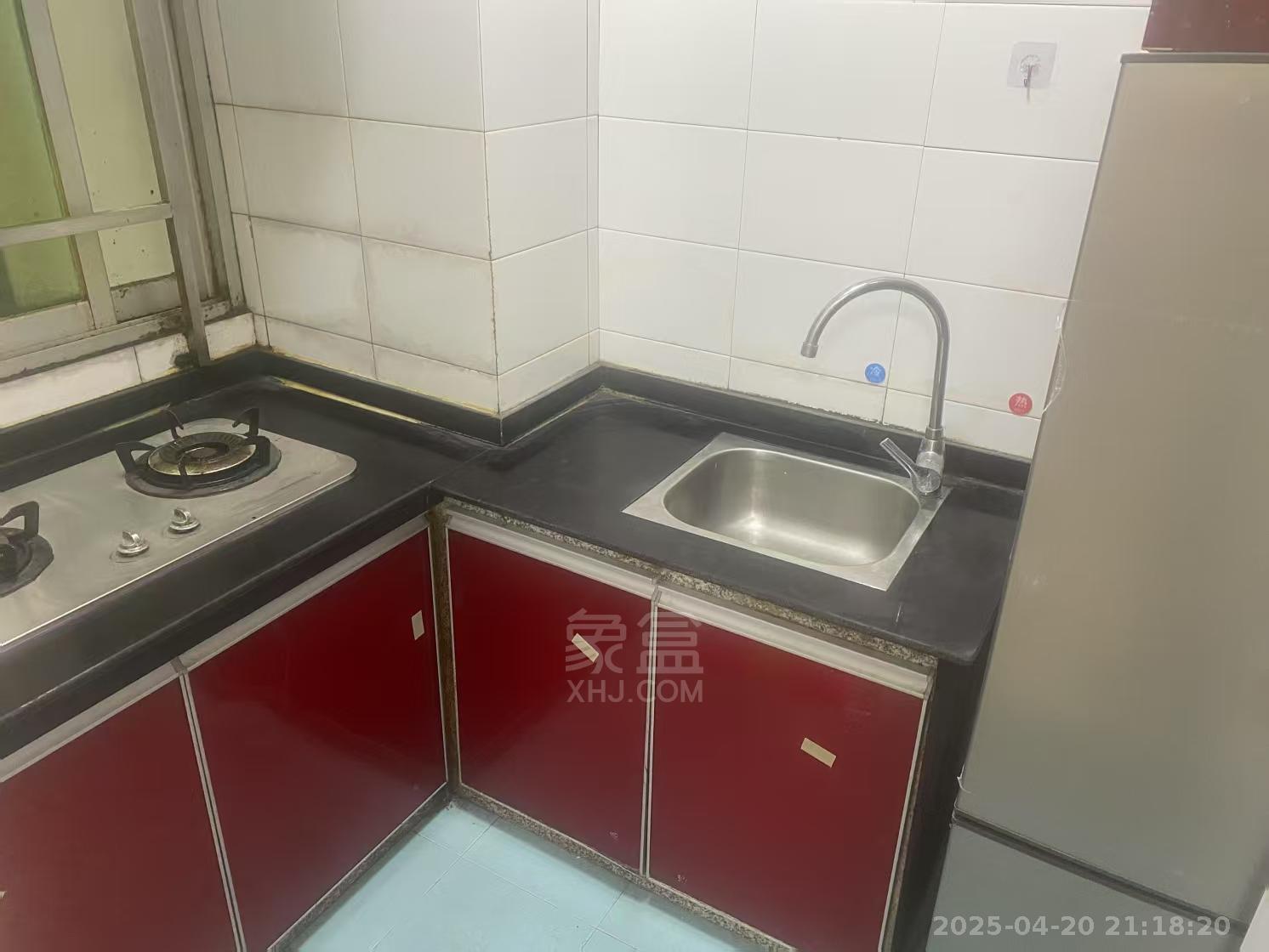 天顺楼  2室2厅1卫    1500.0元/月 天顺楼  2室2厅1卫    1500.0元/月室内图