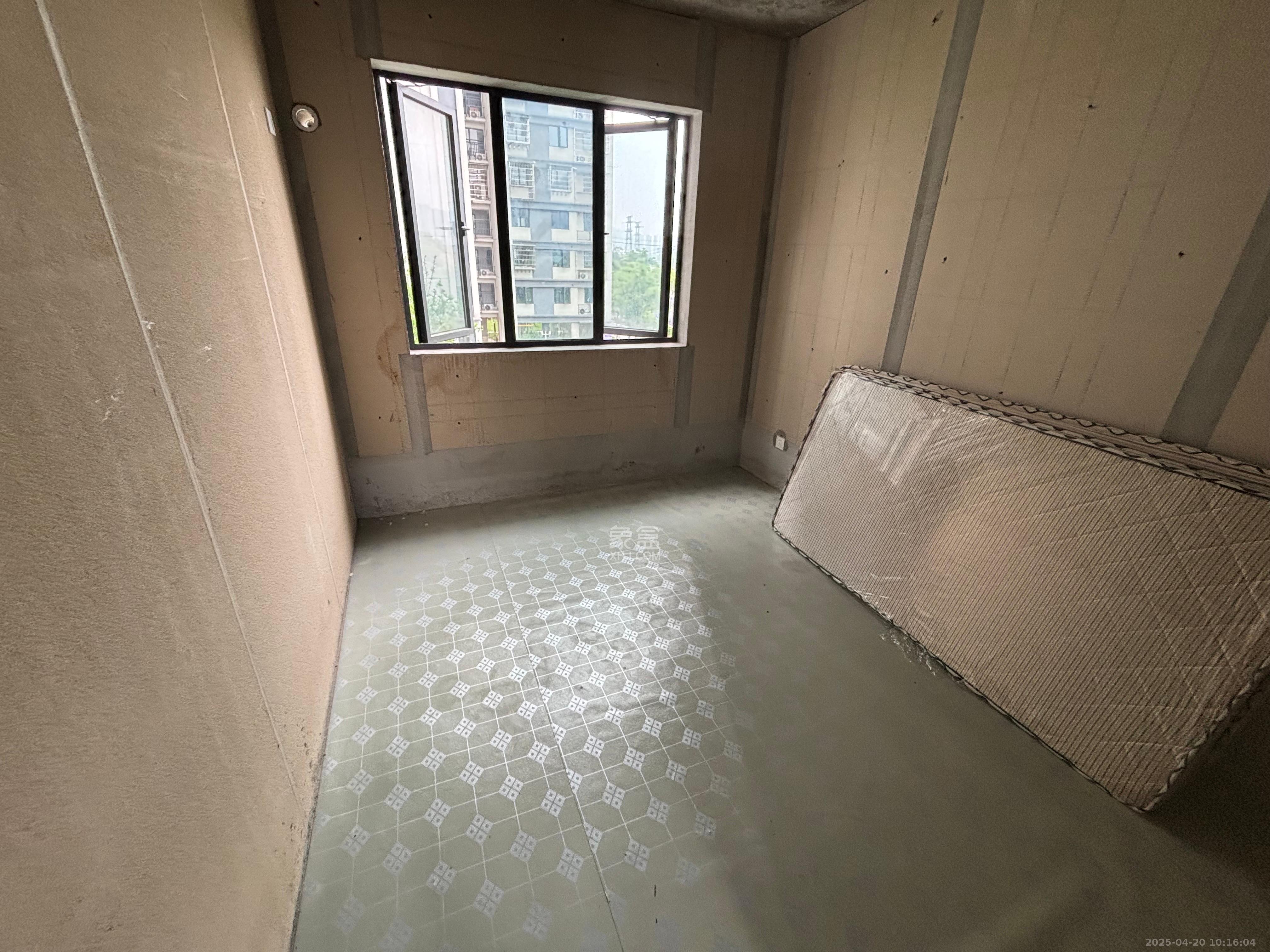 旭日嘉苑  2室1厅1卫   1000.00元/月室内图