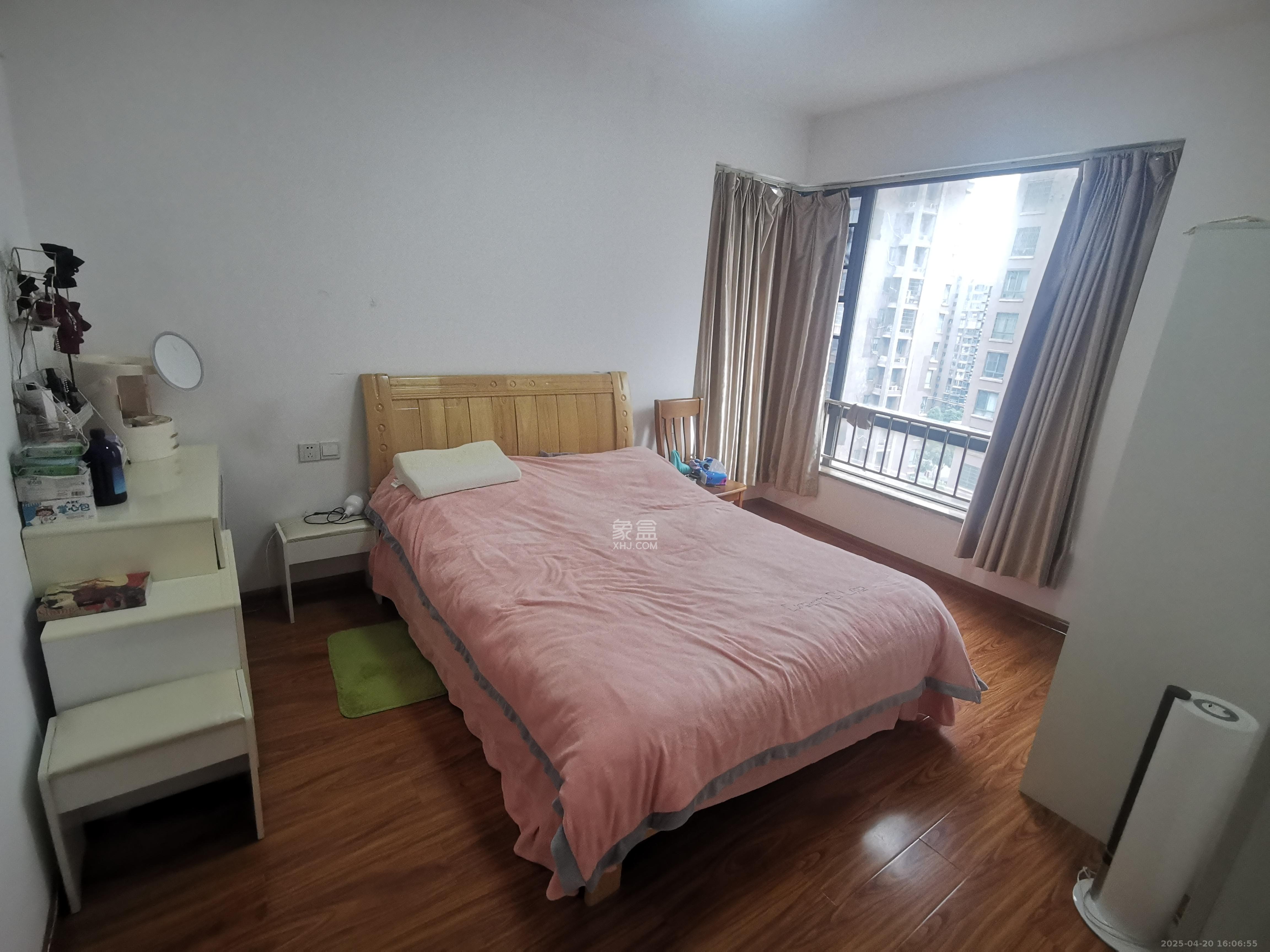 鑫远湘府华城  2室1厅1卫   2200.00元/月室内图