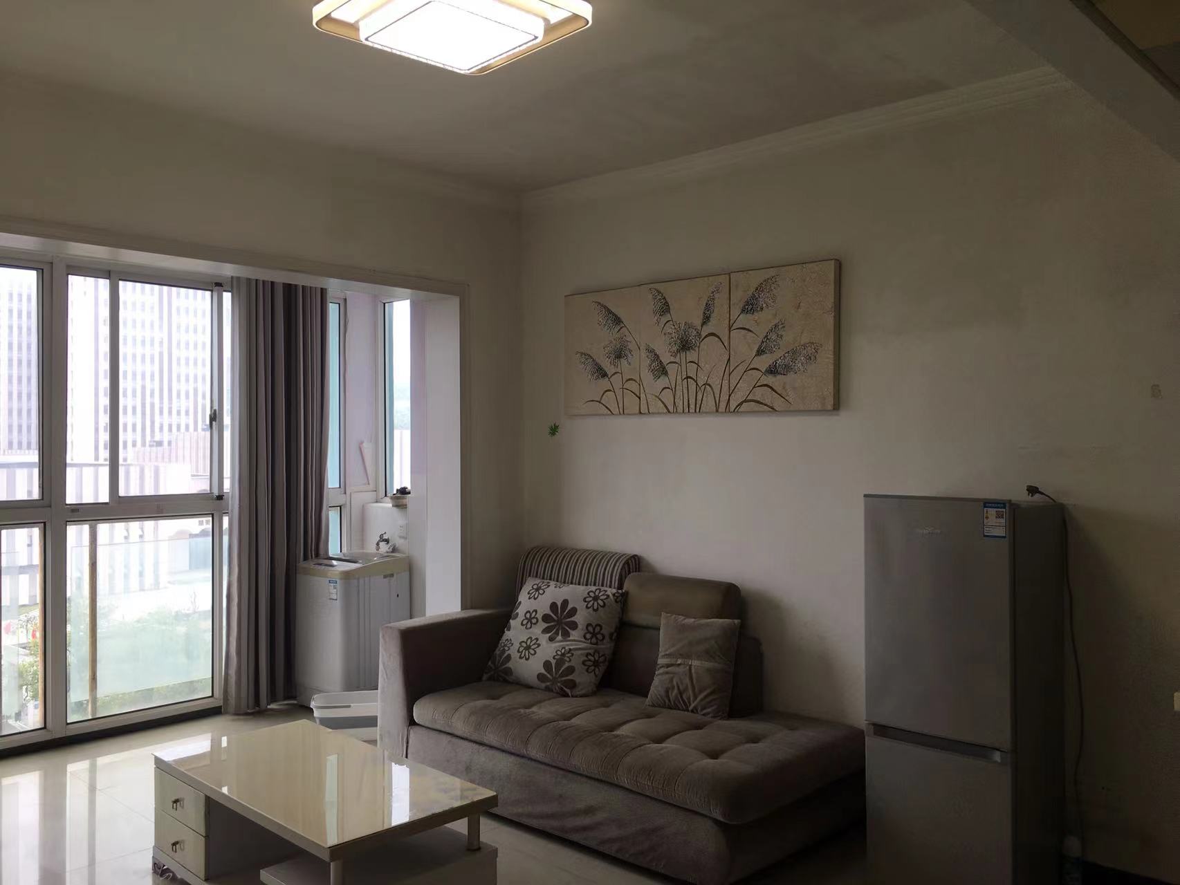 书香名邸一期  1室1厅1卫    1200.0元/月 书香名邸一期  1室1厅1卫    1200.0元/月室内图