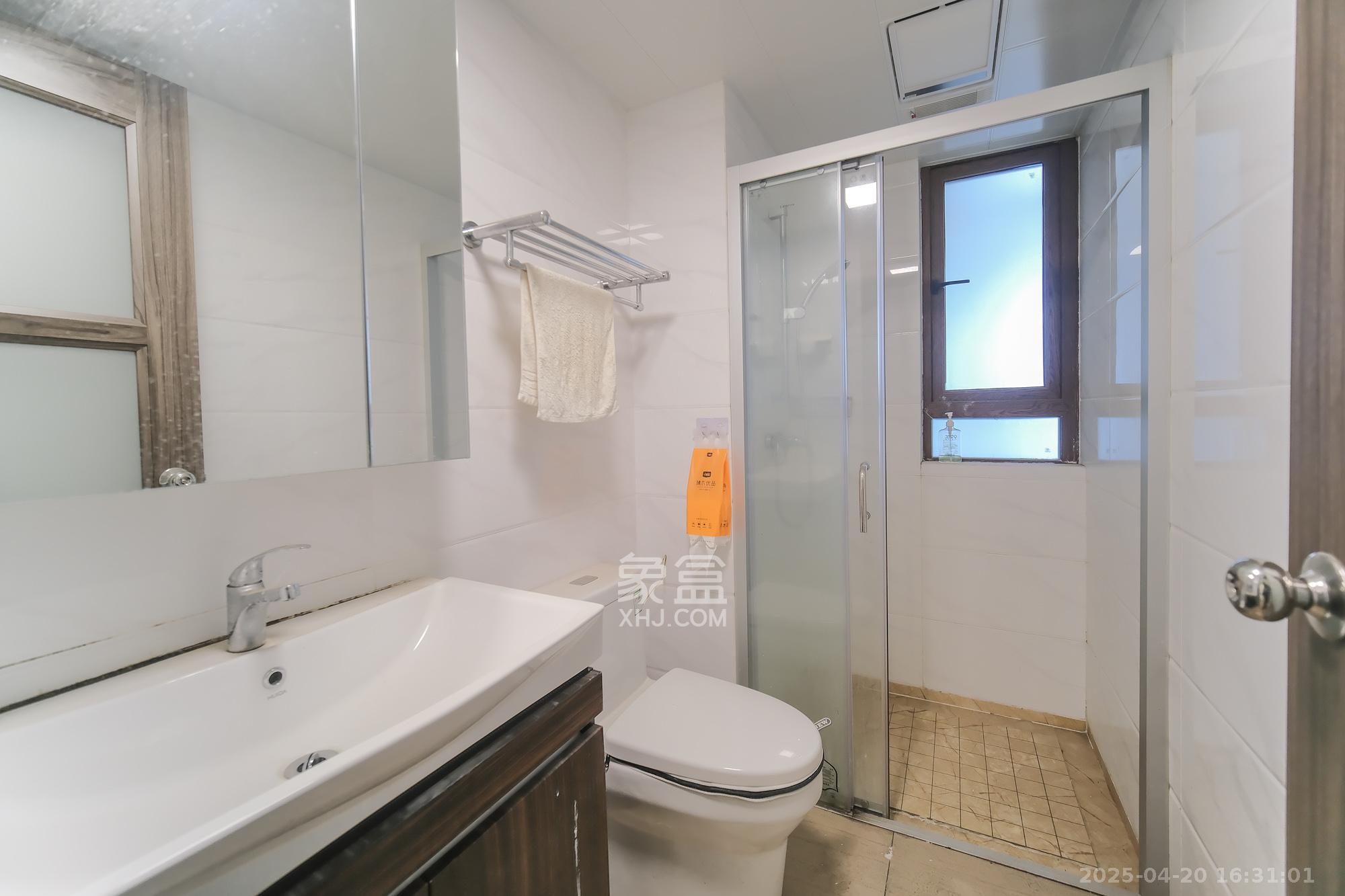 碧桂园翘楚棠 3室1厅1卫 95.0万 碧桂园翘楚棠 3室1厅1卫 95.0万卫生间