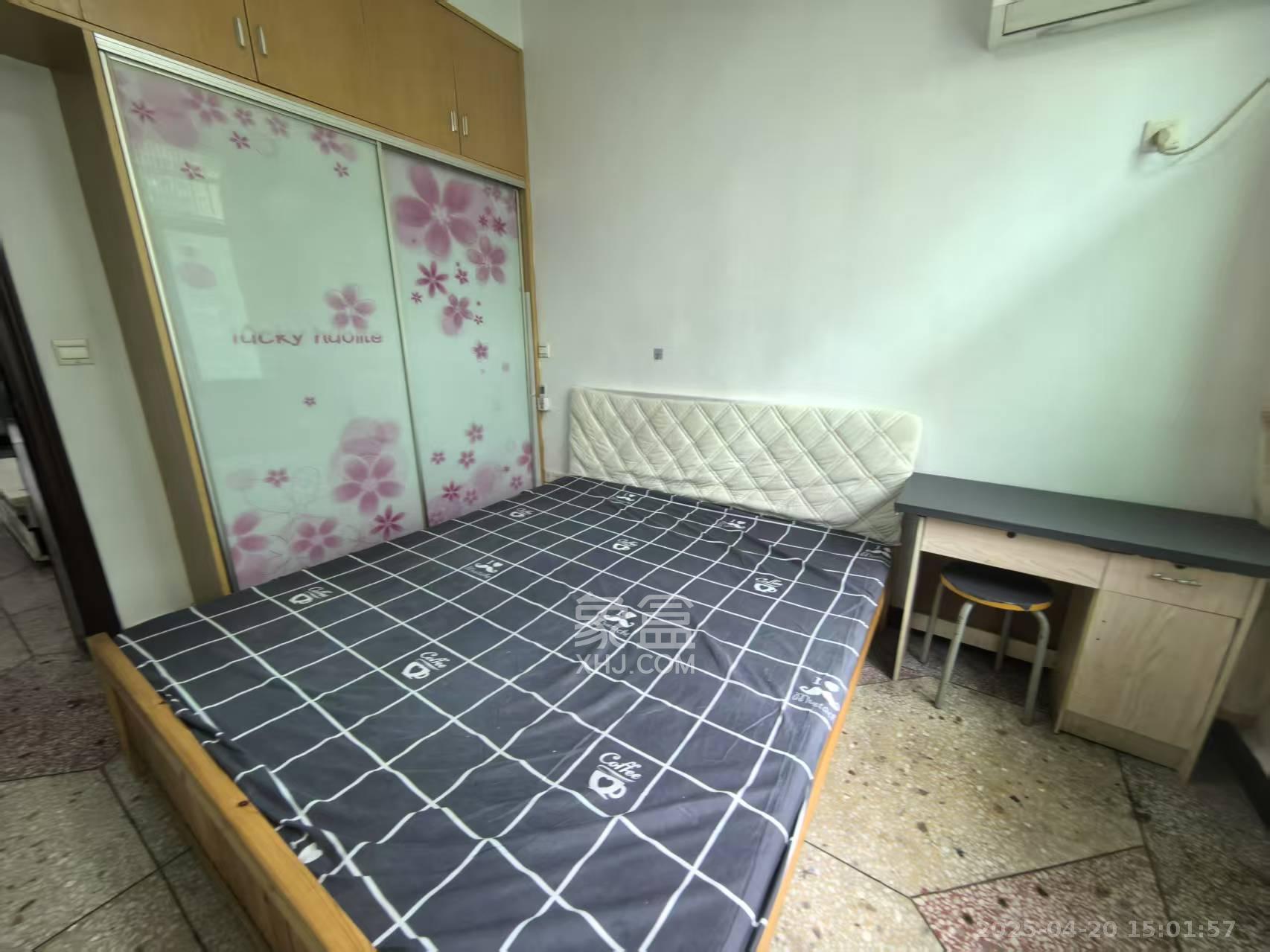 黄荆小区  2室2厅1卫    1700.0元/月室内图