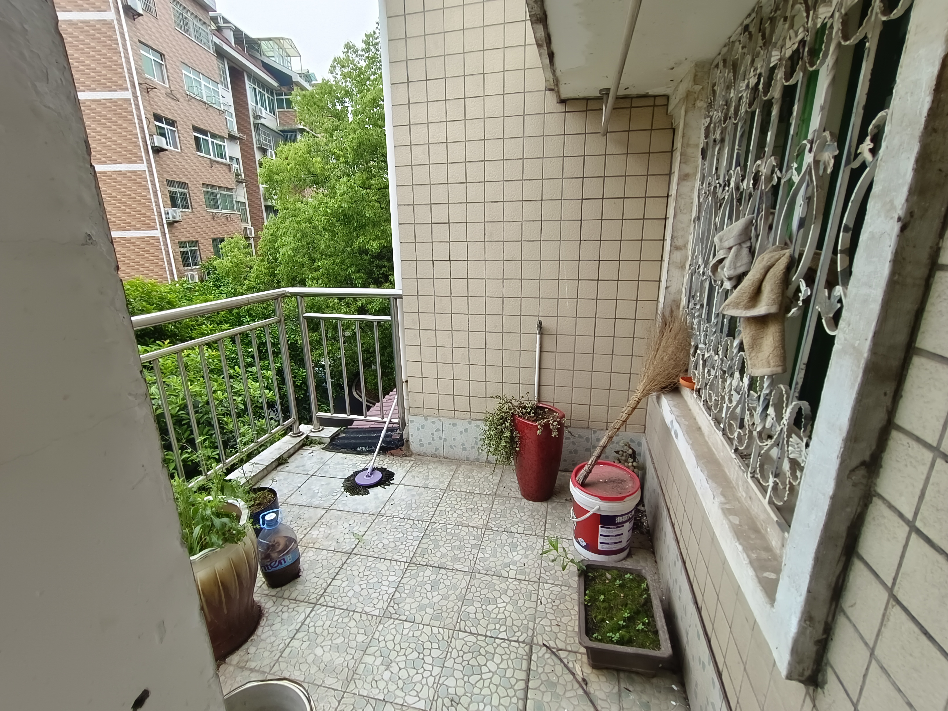 珠江花园  4室2厅2卫   110.00万室内图