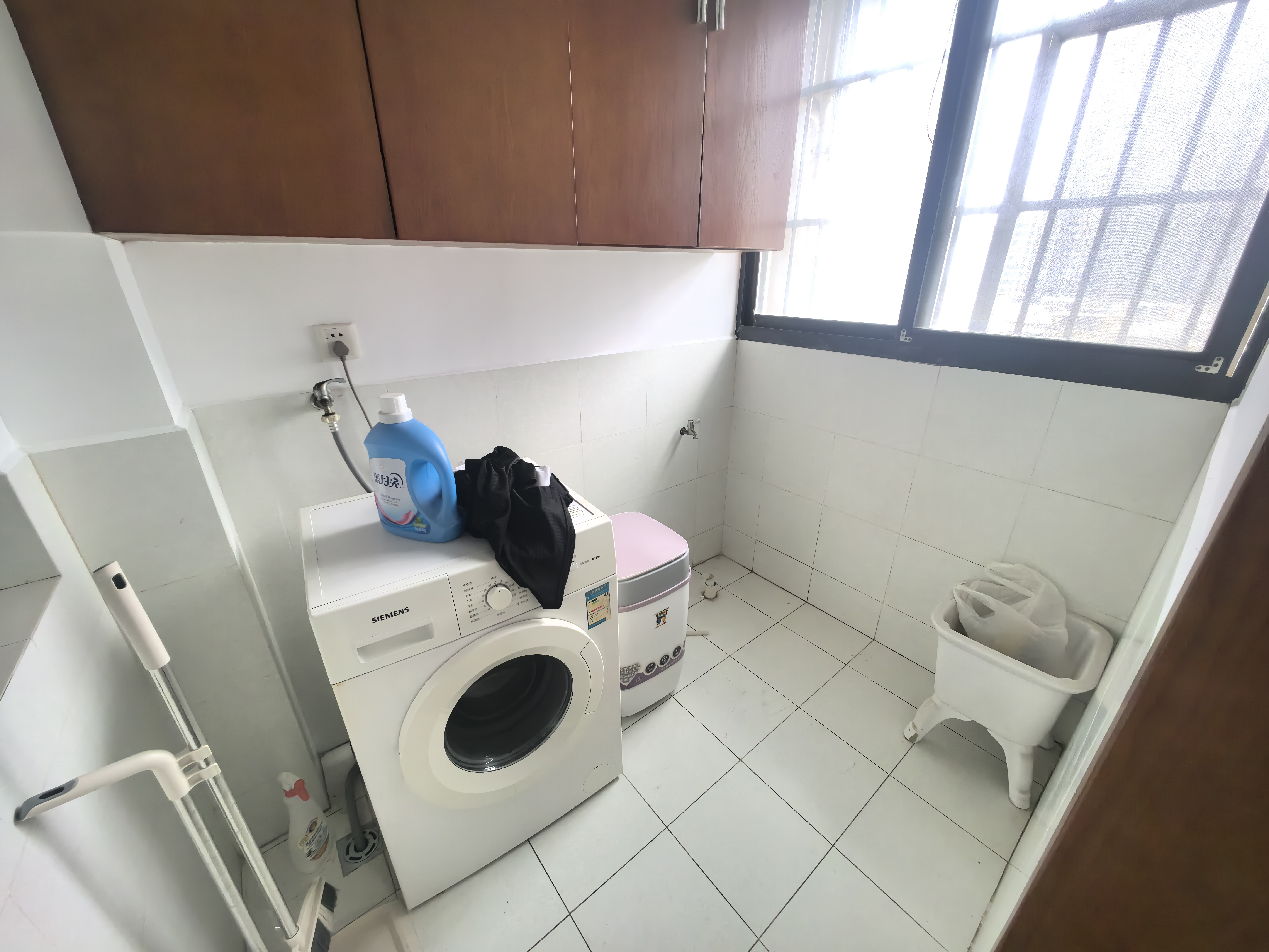 莱茵小镇  4室2厅2卫    45.0万 莱茵小镇  4室2厅2卫    45.0万室内图