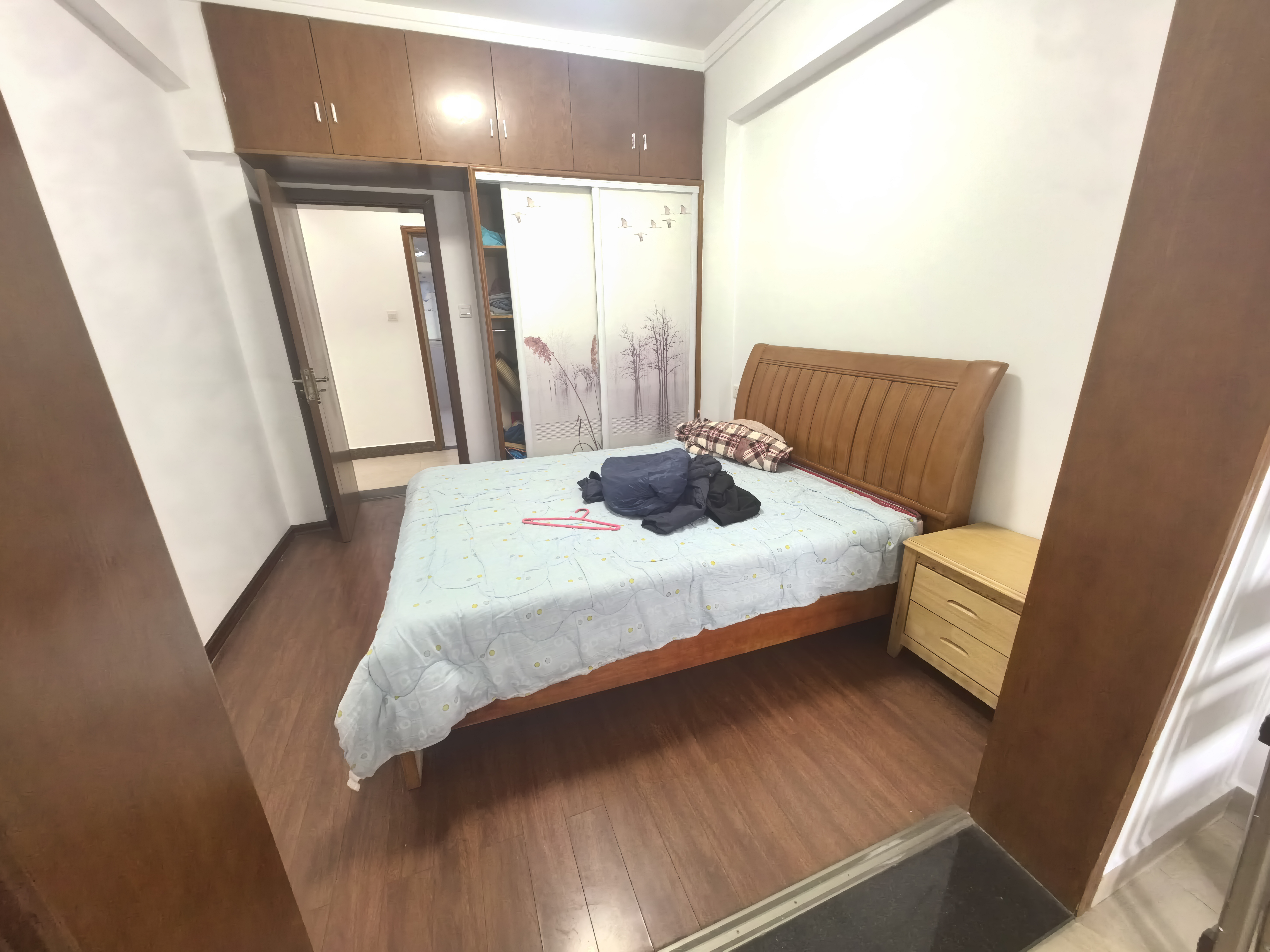 莱茵小镇  4室2厅2卫    45.0万 莱茵小镇  4室2厅2卫    45.0万室内图