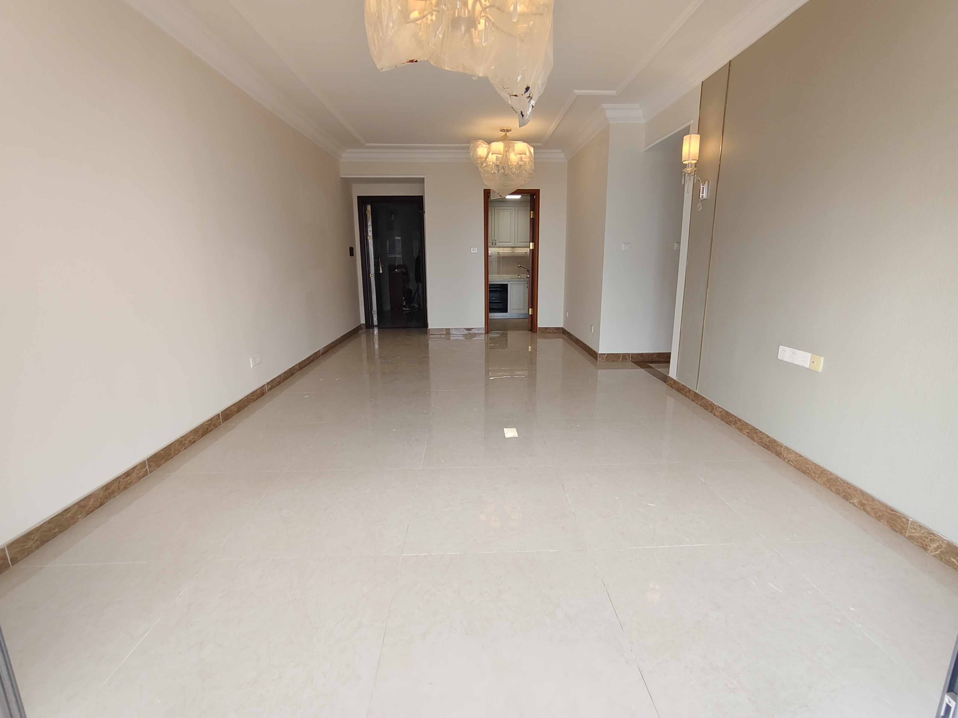 恒大林溪郡 3室2厅2卫 65.5万 恒大林溪郡 3室2厅2卫 65.5万室内图