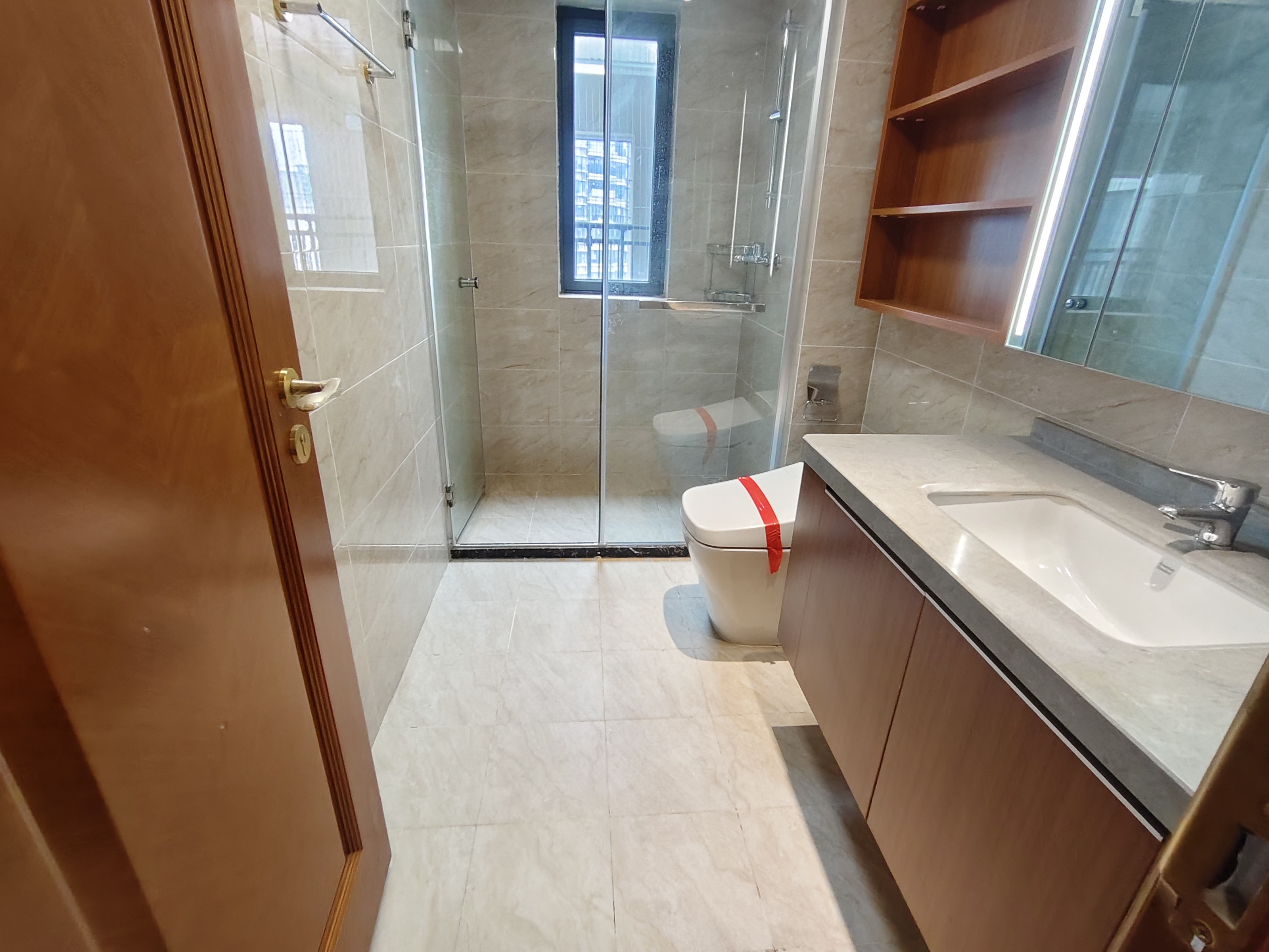 恒大林溪郡 3室2厅2卫 65.5万 恒大林溪郡 3室2厅2卫 65.5万室内图