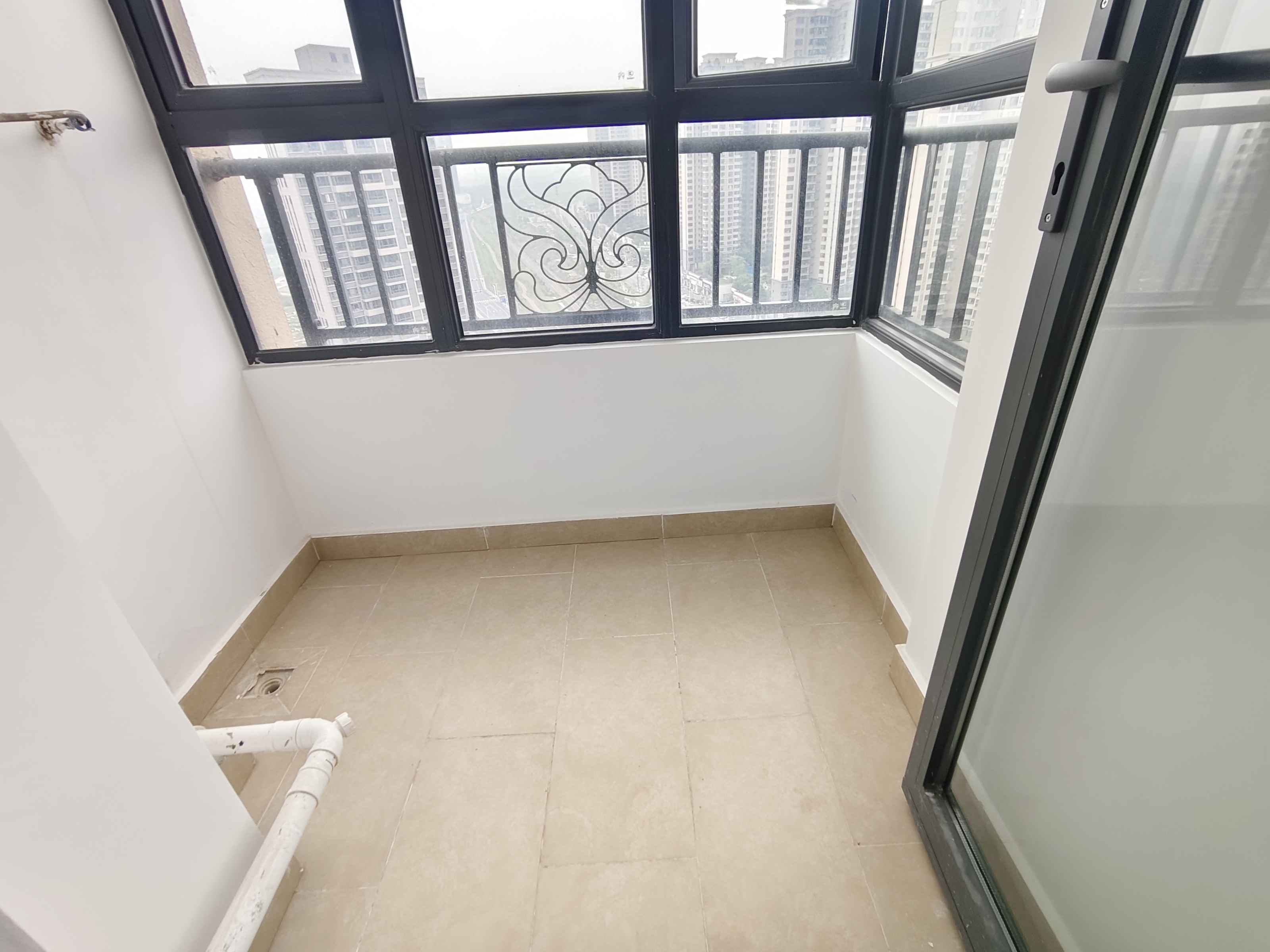 恒大林溪郡  3室2厅2卫    67.8万 恒大林溪郡  3室2厅2卫    67.8万室内图