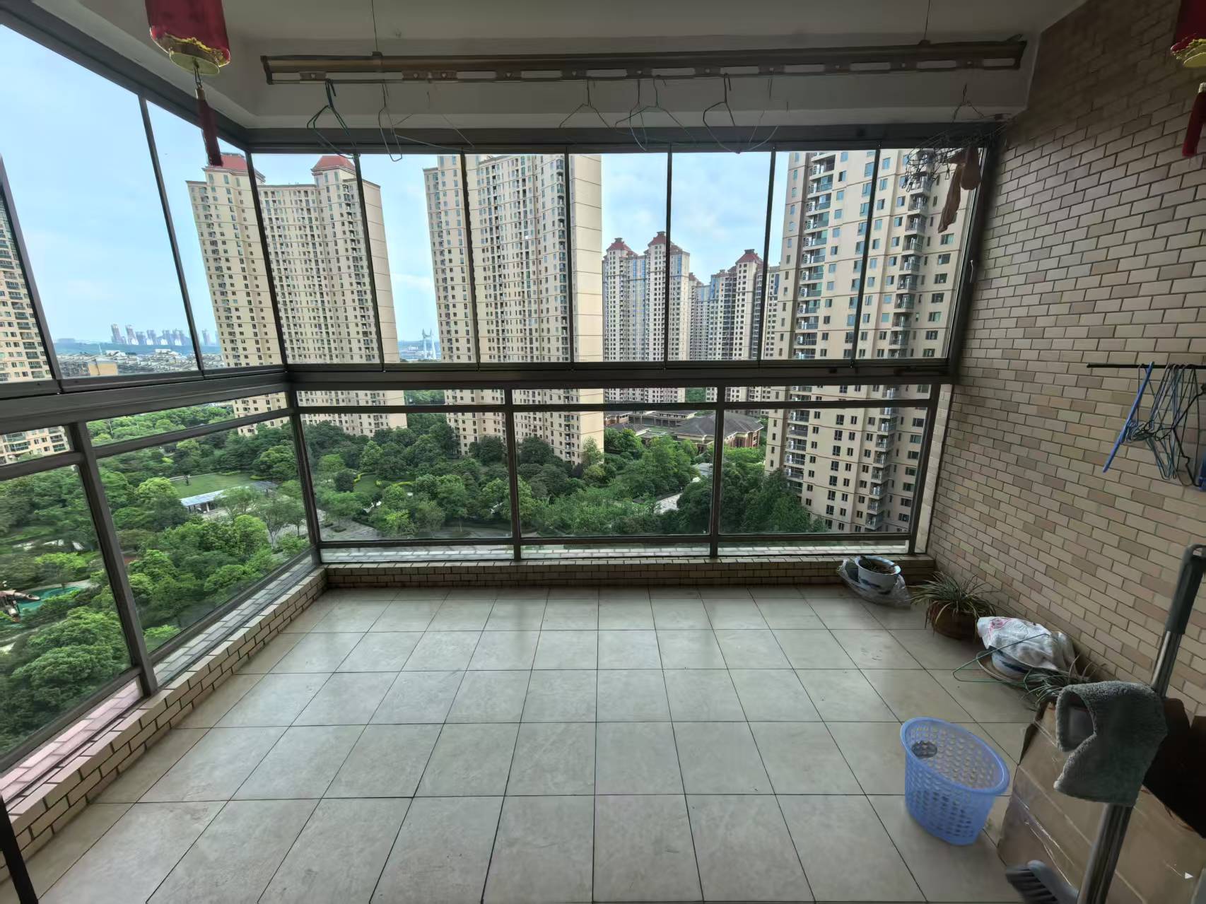 晋合湘水湾一期 3室2厅1卫 85.0万 晋合湘水湾一期 3室2厅1卫 85.0万室内图