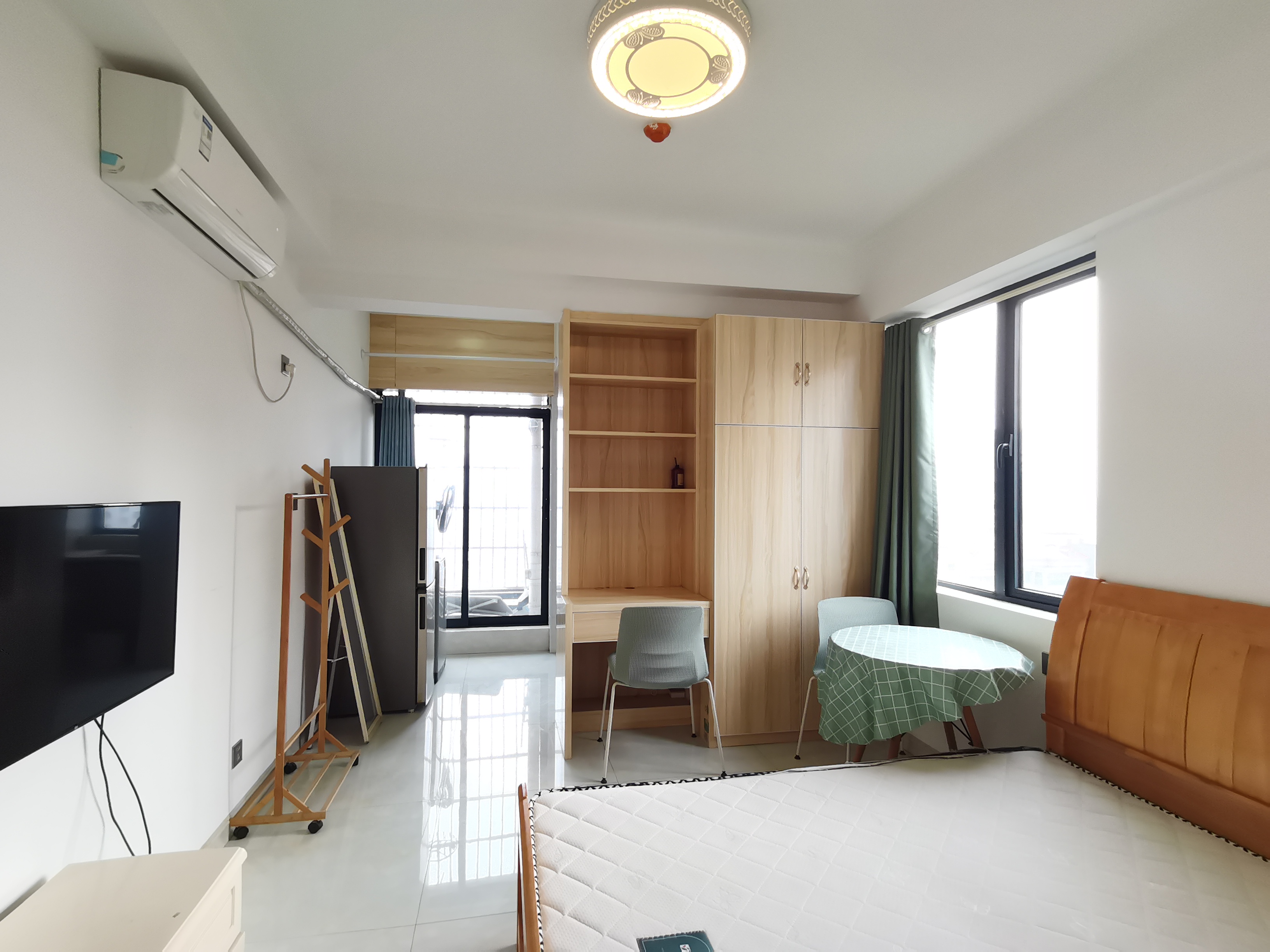 中建御山和苑 1室1厅1卫 19.0万 中建御山和苑 1室1厅1卫 19.0万室内图