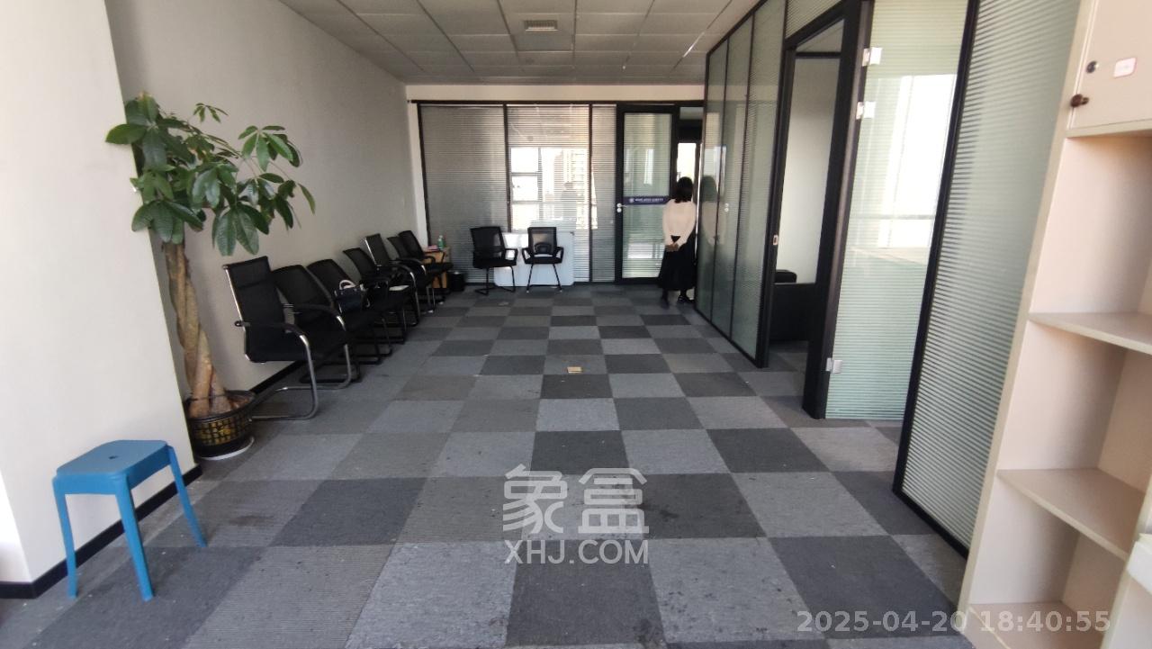 华坤时代   90.0㎡     4500.00元/月