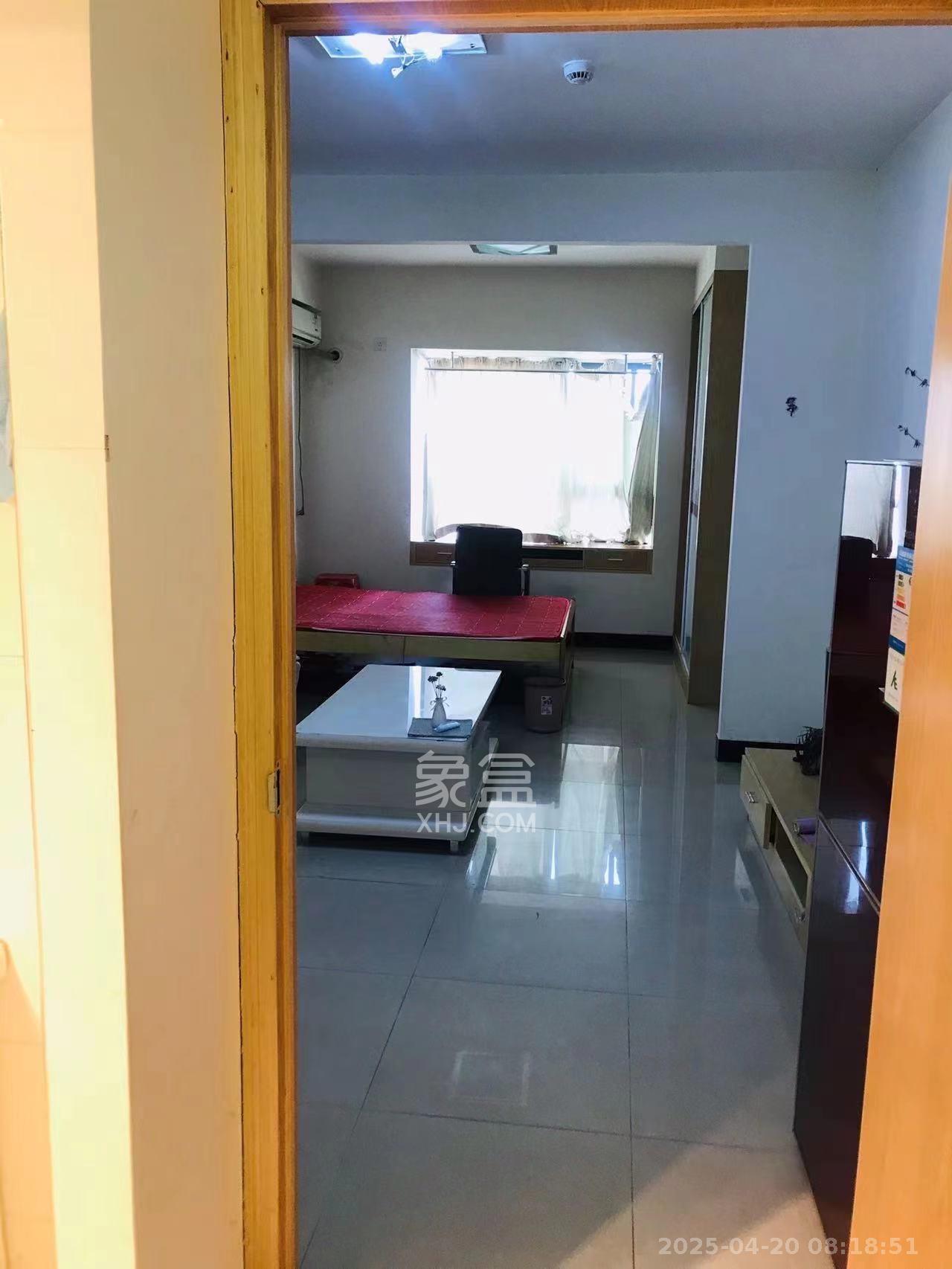 曙光领峰(曙光家园)  1室1厅1卫    1400.0元/月 曙光领峰(曙光家园)  1室1厅1卫    1400.0元/月