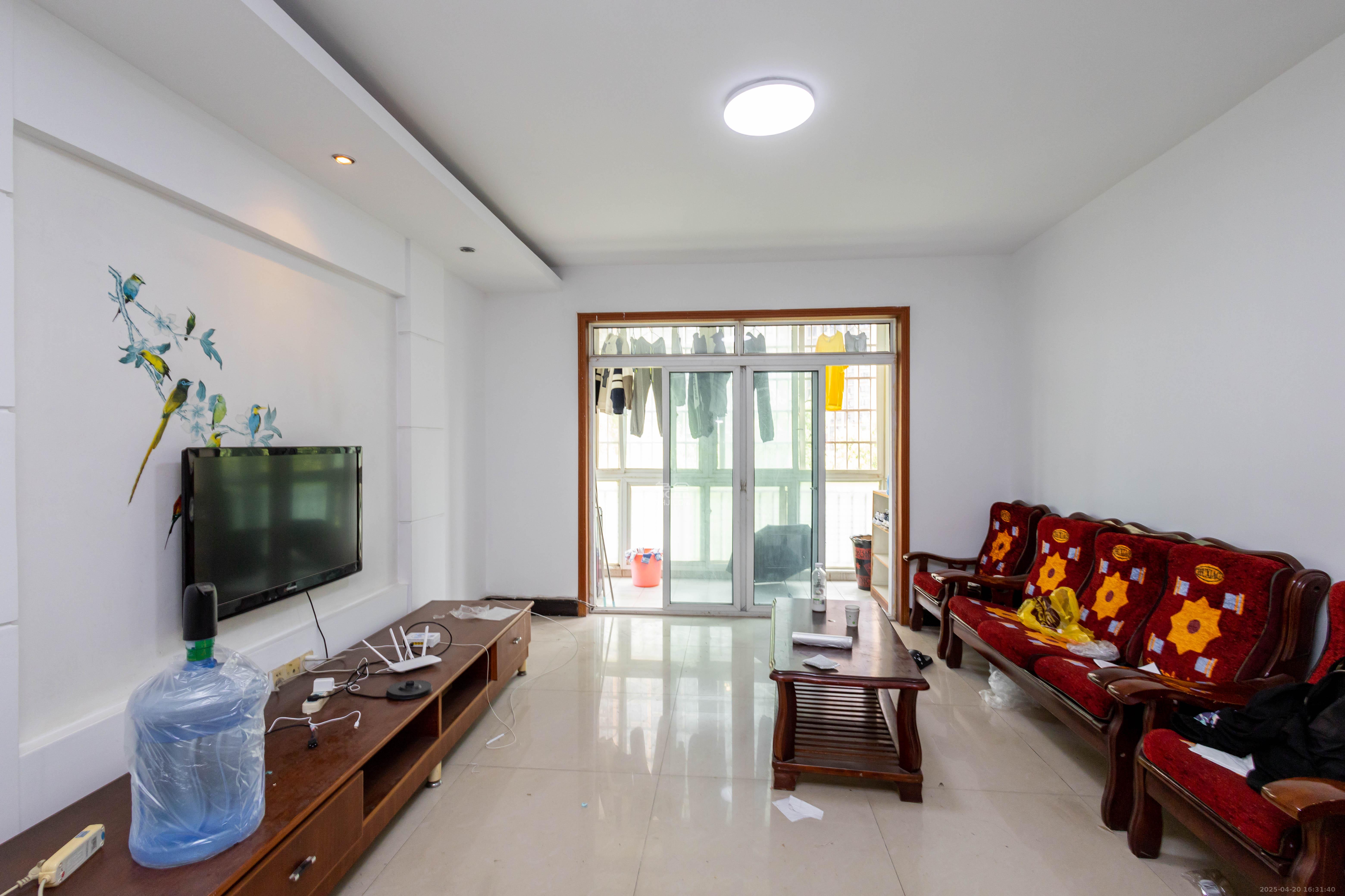 创业乐园  2室2厅1卫    38.0万客厅