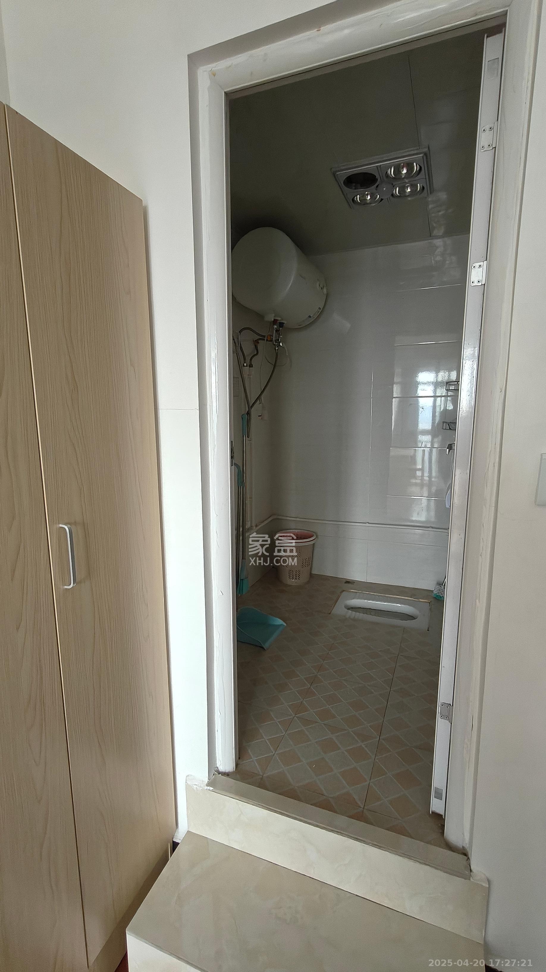 高桥现代商贸城 1室1厅1卫 1080.0元/月 高桥现代商贸城 1室1厅1卫 1080.0元/月室内图