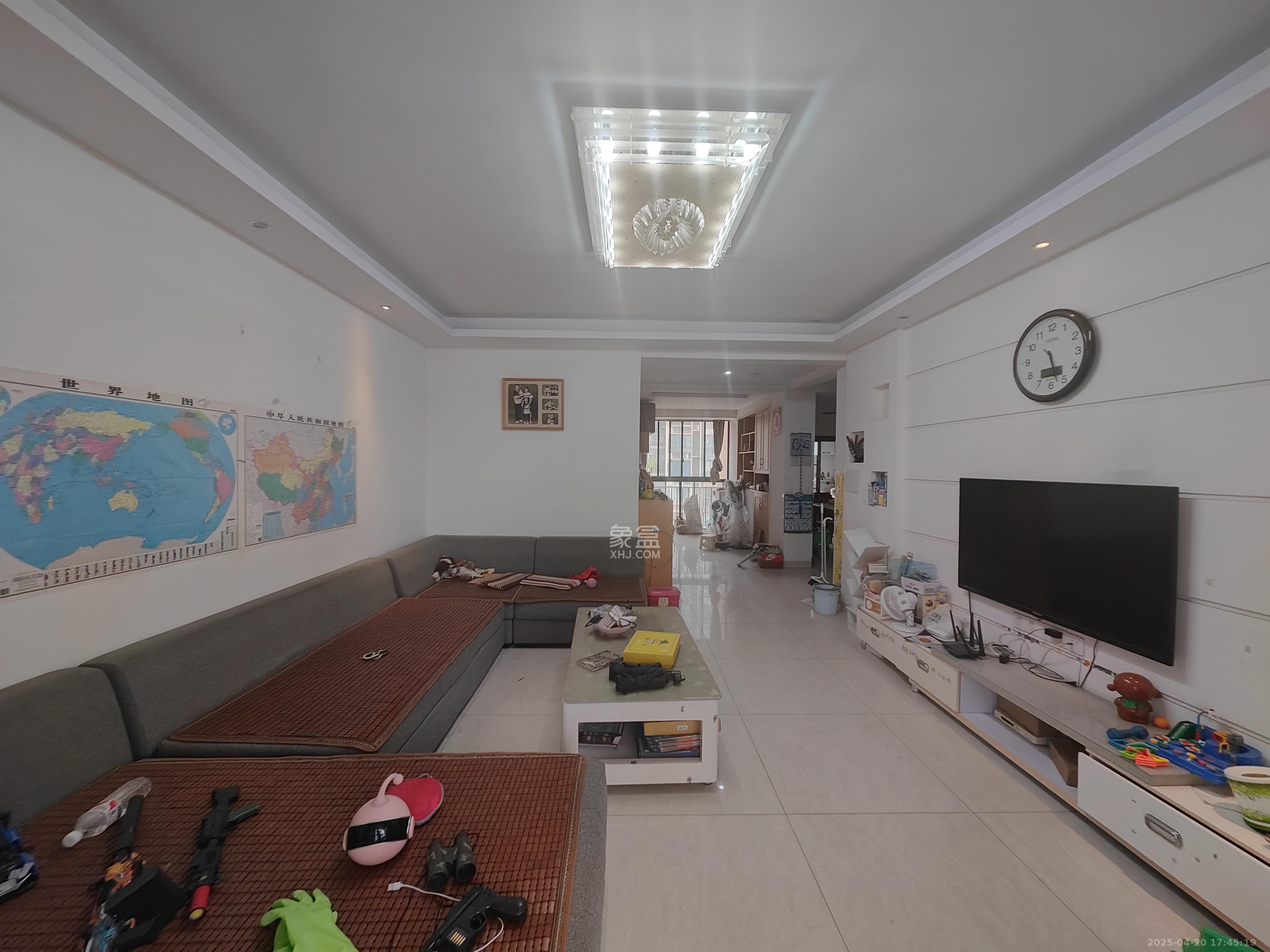 泊爱蓝湾 3室2厅2卫 3200.0元/月 泊爱蓝湾 3室2厅2卫 3200.0元/月室内图