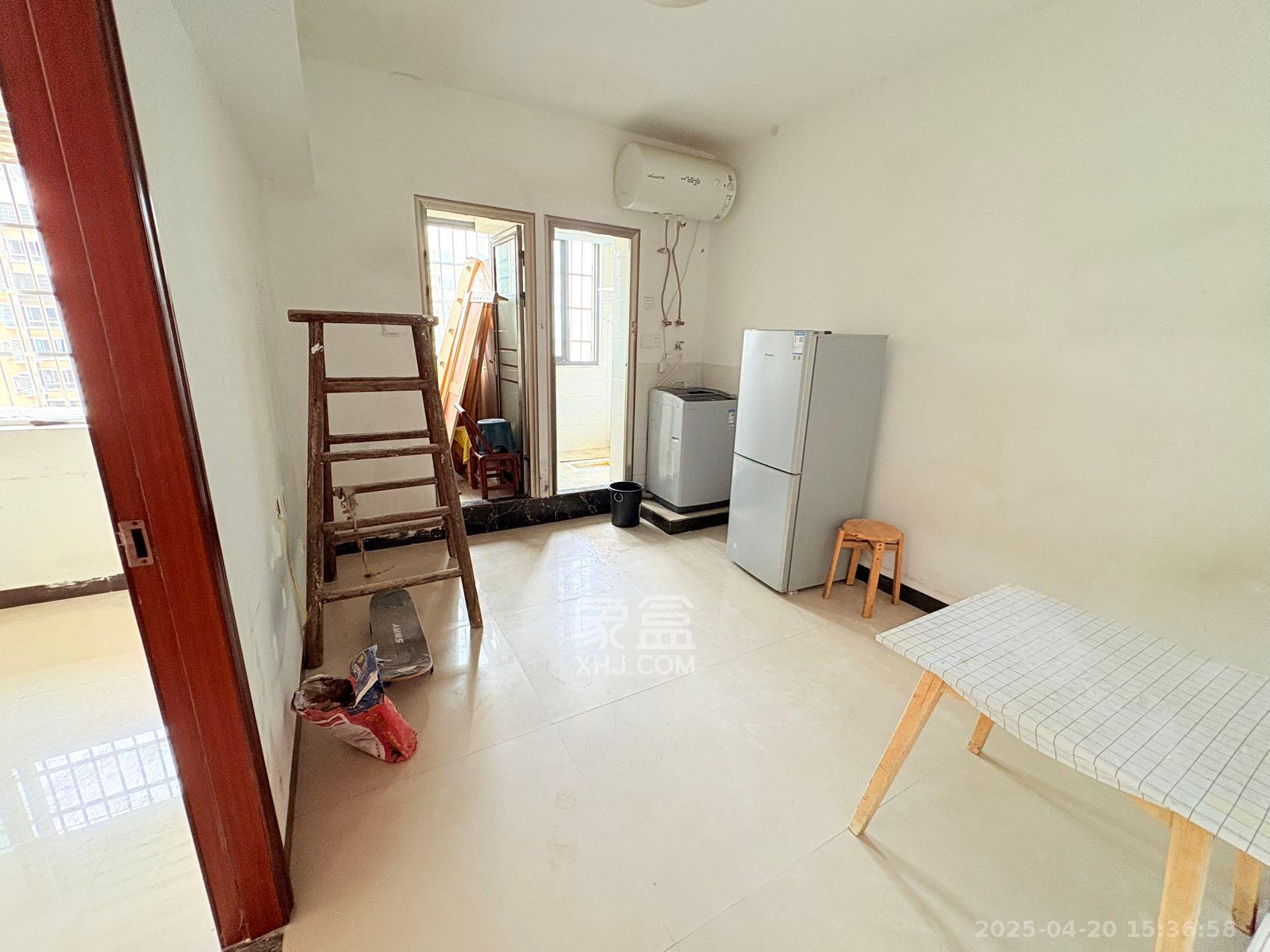 和馨园 1室1厅1卫 1500.0元/月 和馨园 1室1厅1卫 1500.0元/月室内图