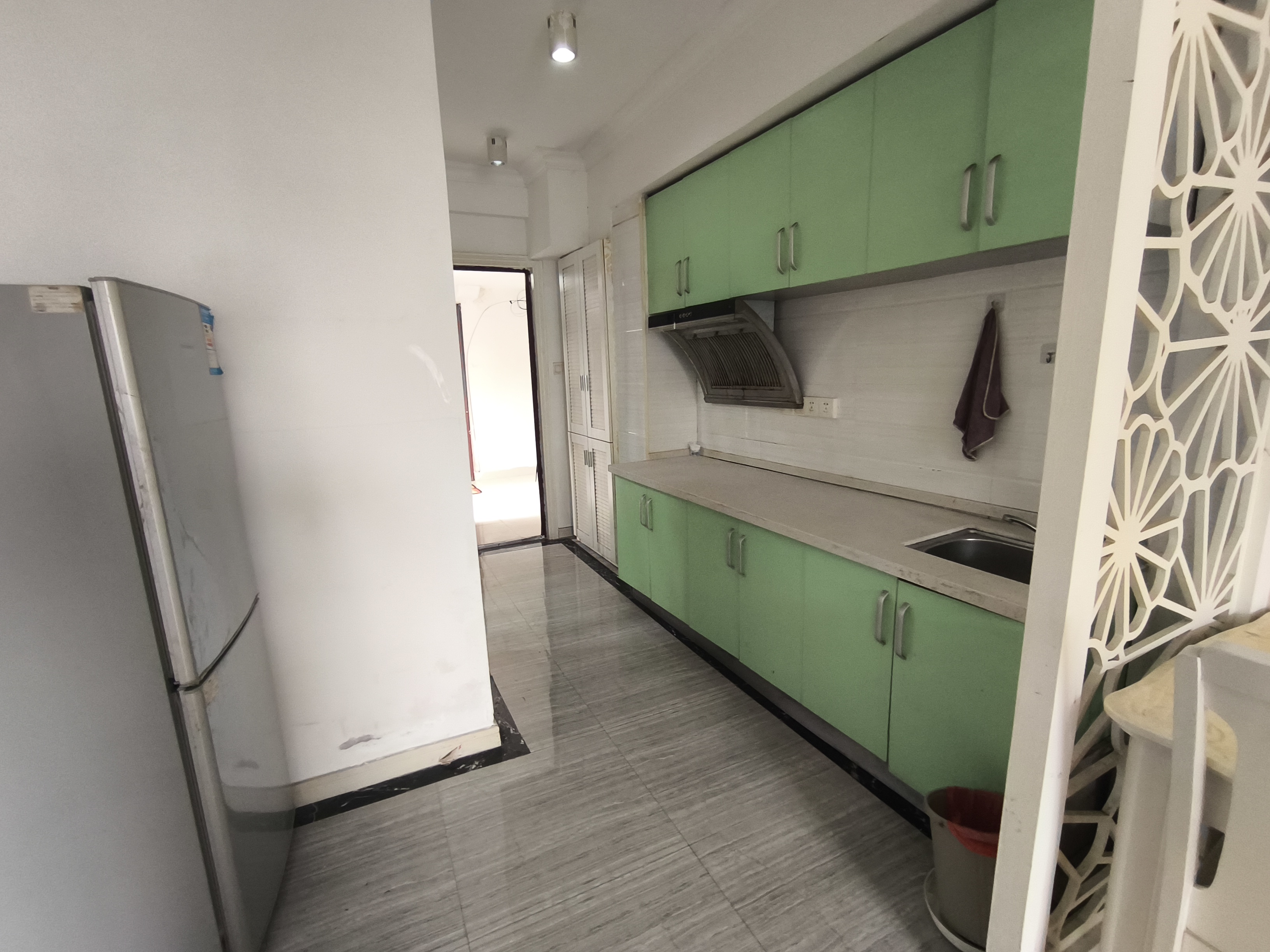 立方公寓 1室1厅1卫 1300.0元/月 立方公寓 1室1厅1卫 1300.0元/月室内图