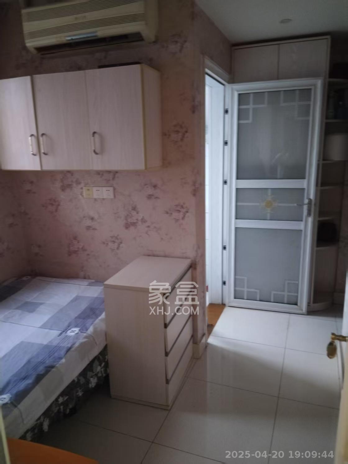 万达公馆 4室2厅4卫 9000.0元/月 万达公馆 4室2厅4卫 9000.0元/月室内图