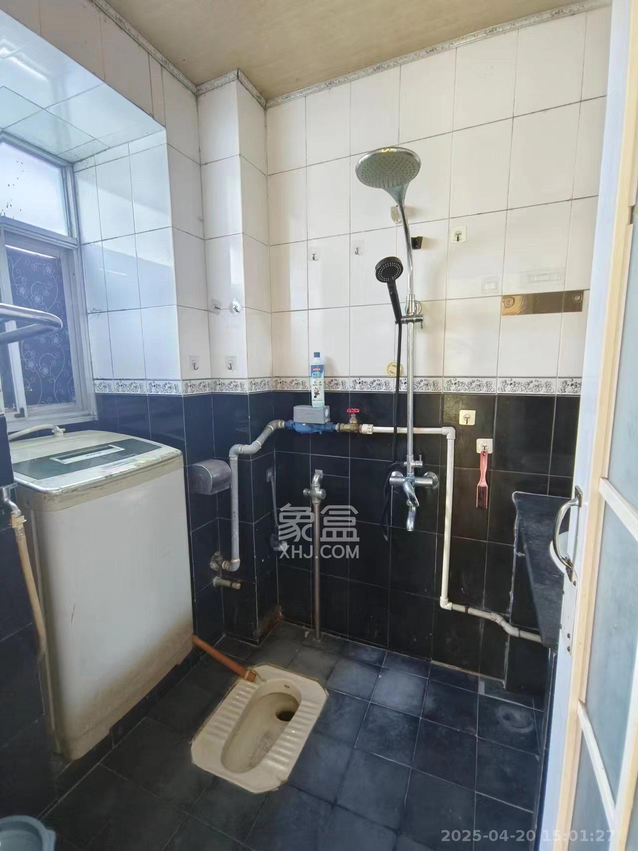 国立投资公司宿舍 2室2厅1卫 1500.0元/月 国立投资公司宿舍 2室2厅1卫 1500.0元/月室内图