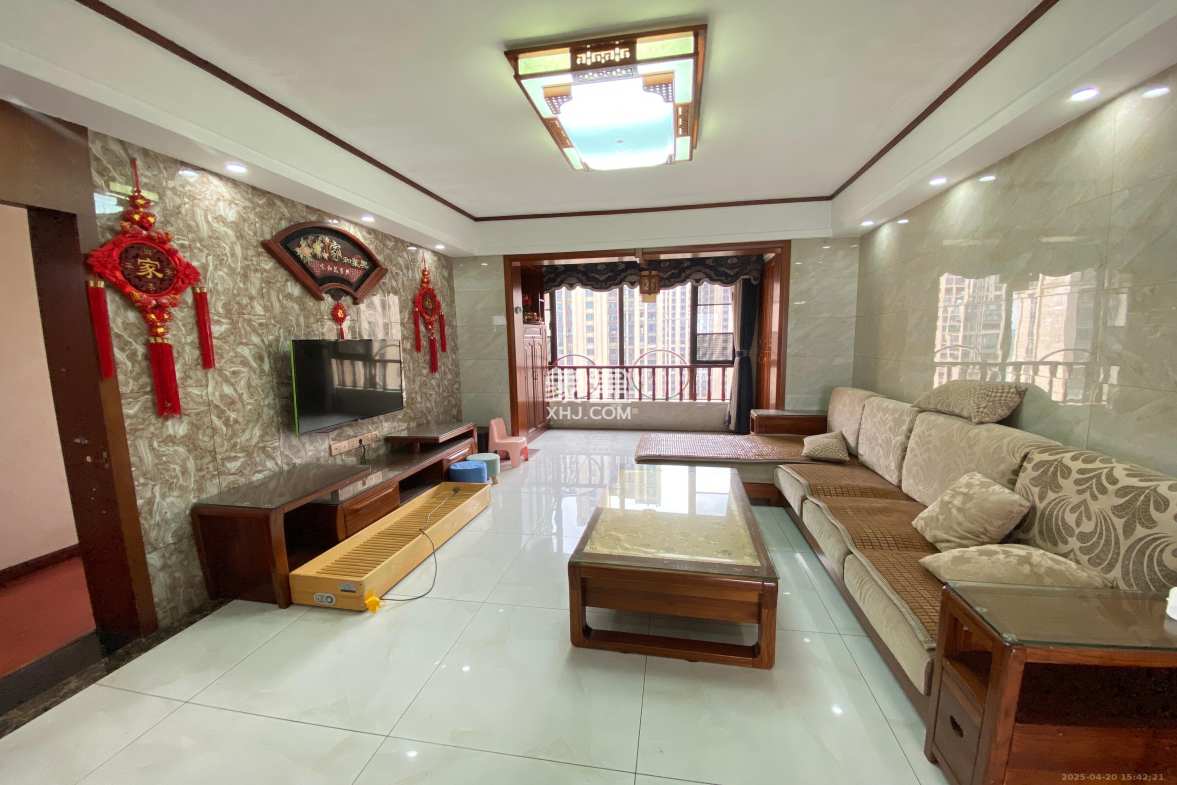 中泰财富湘江 3室2厅2卫 2600.0元/月 中泰财富湘江 3室2厅2卫 2600.0元/月室内图