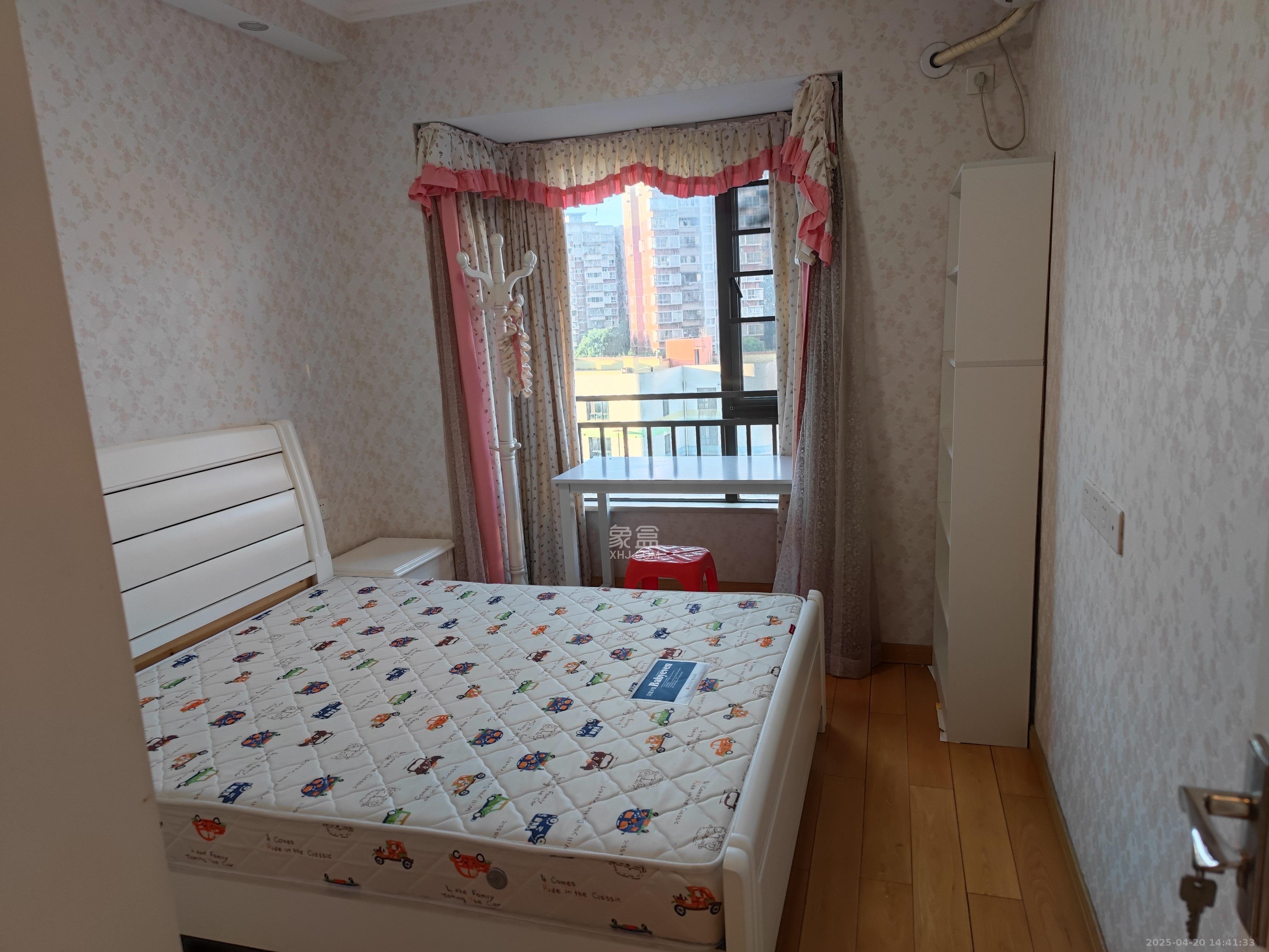 旭辉御府 4室2厅1卫 3300.0元/月 旭辉御府 4室2厅1卫 3300.0元/月室内图