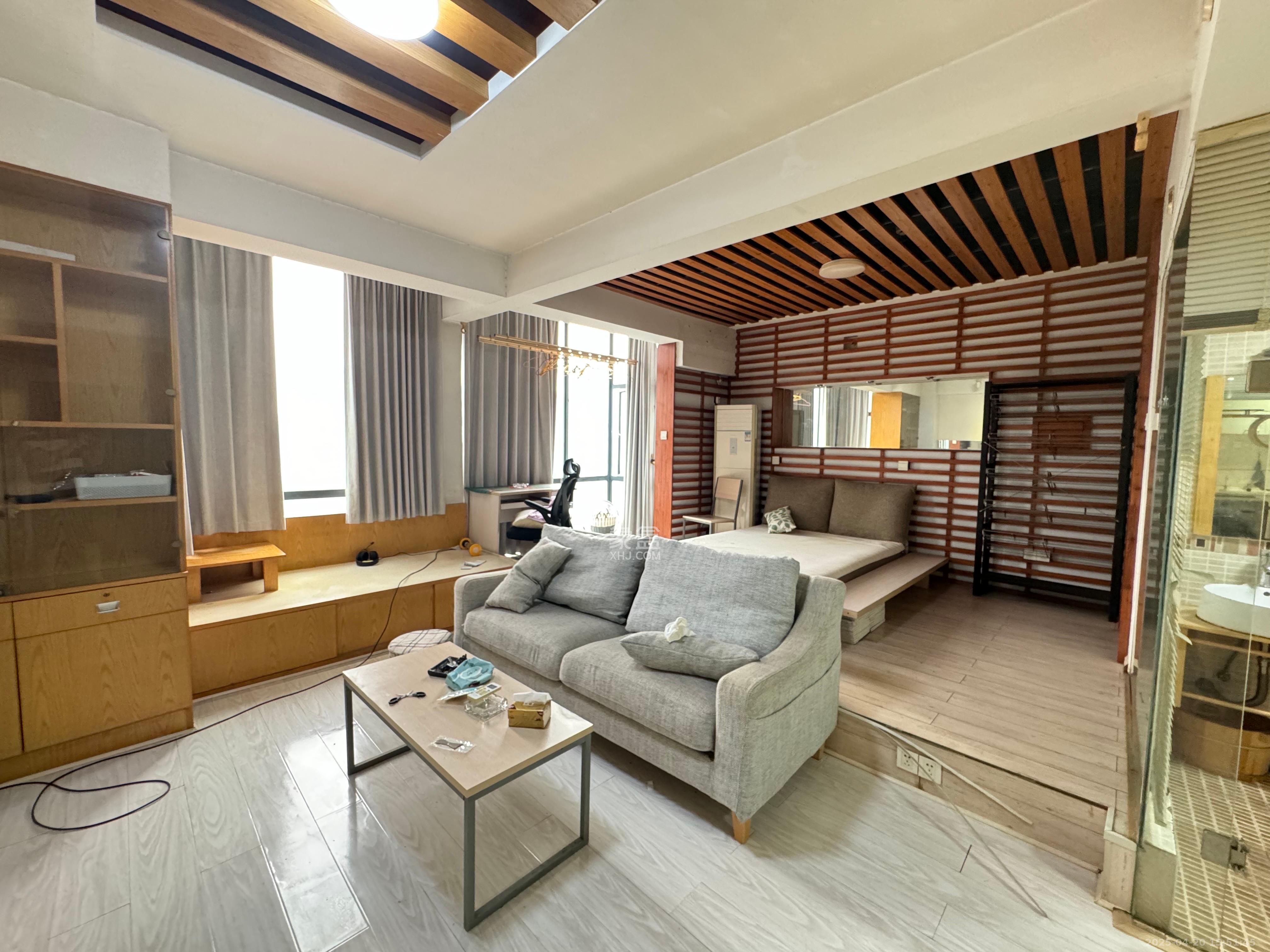 YO领域(领御大厦) 1室1厅1卫 2400.0元/月 YO领域(领御大厦) 1室1厅1卫 2400.0元/月室内图