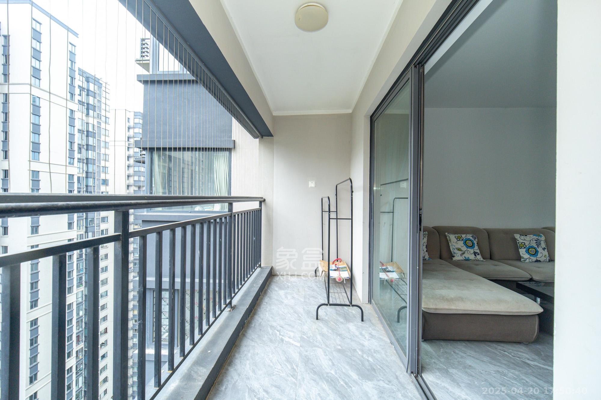 中建悦和城  4室2厅2卫    132.6万 中建悦和城  4室2厅2卫    132.6万阳台