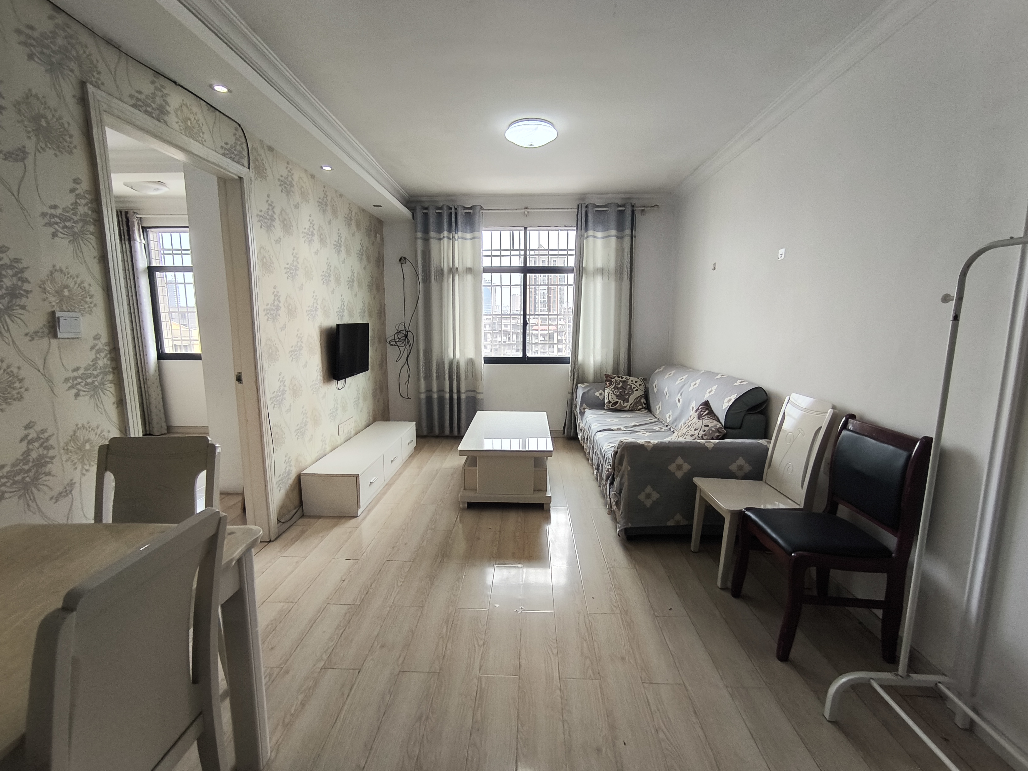 立方公寓 1室1厅1卫 1300.0元/月 立方公寓 1室1厅1卫 1300.0元/月室内图