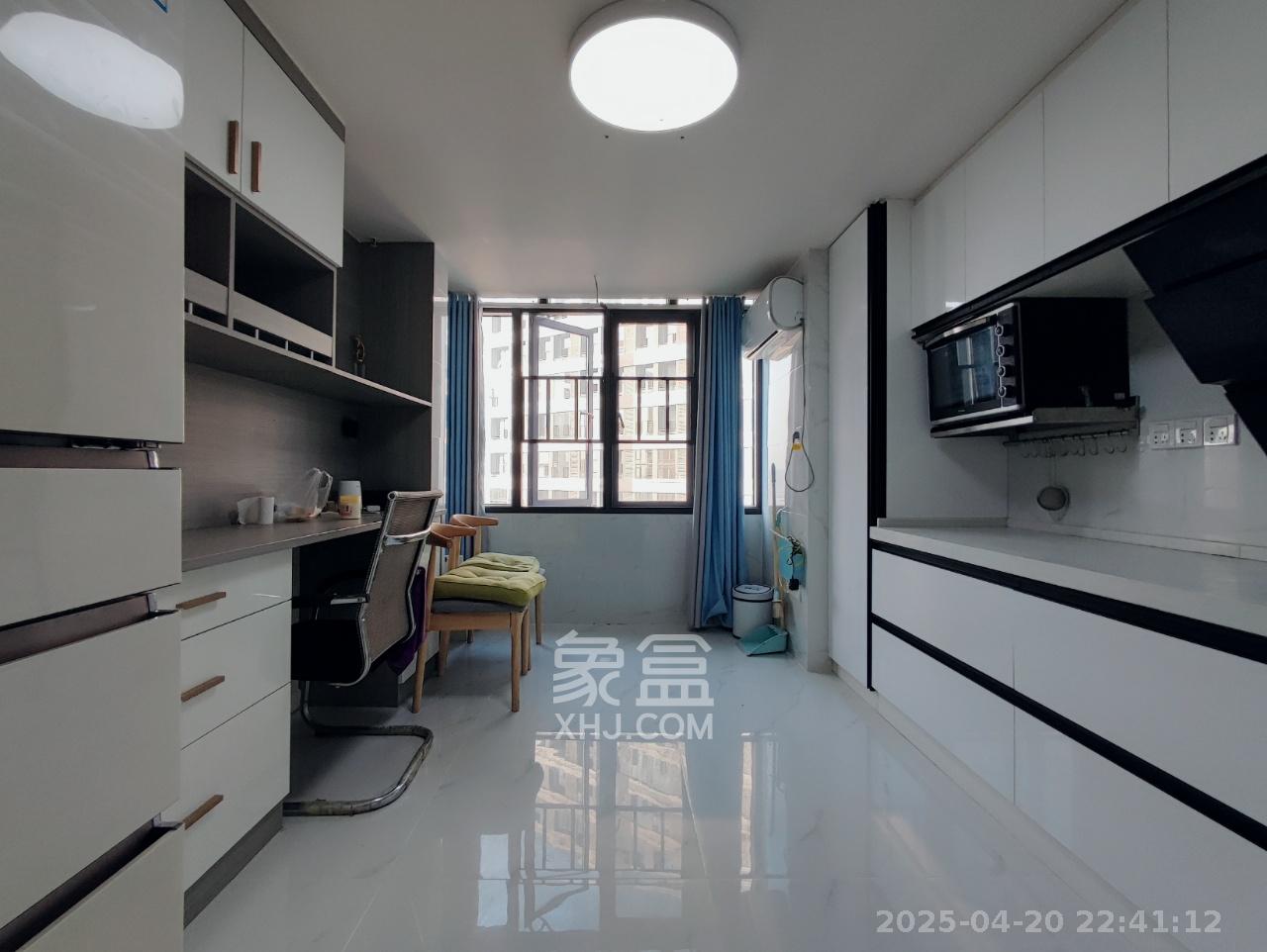 碧桂园星荟  2室1厅1卫    1300.0元/月 碧桂园星荟  2室1厅1卫    1300.0元/月室内图