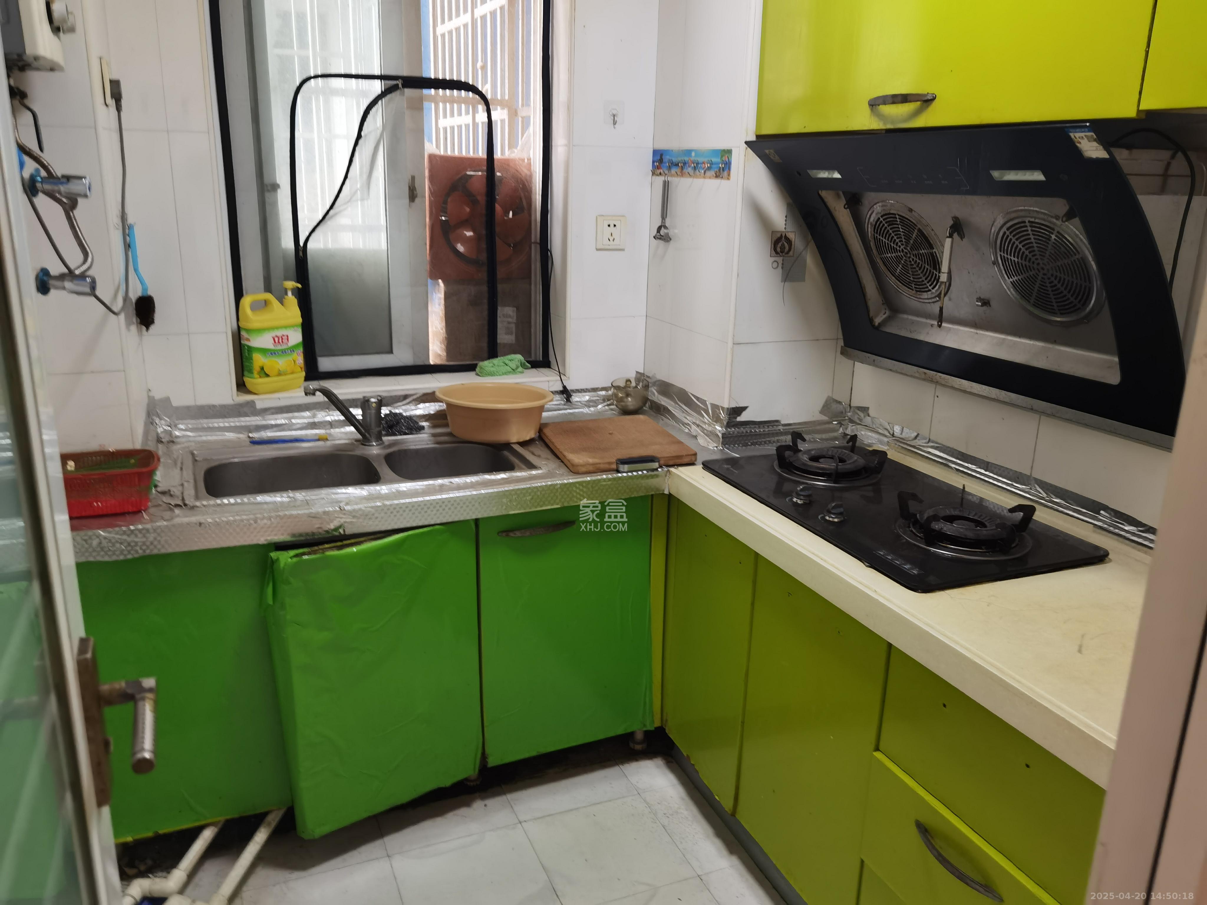 华韵07 1室1厅1卫 2200.0元/月 华韵07 1室1厅1卫 2200.0元/月室内图