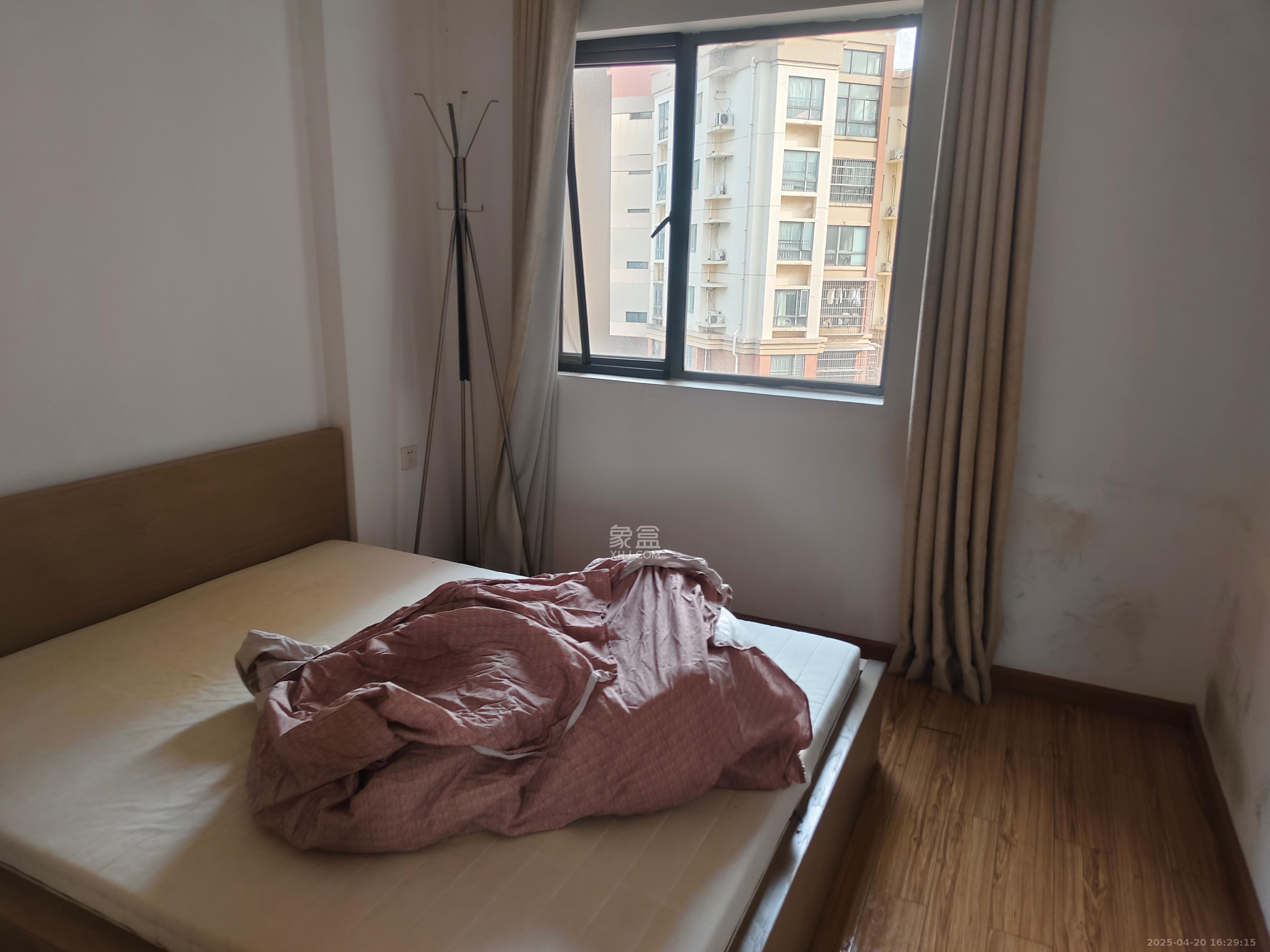 上海城小区  2室2厅2卫    2200.0元/月室内图