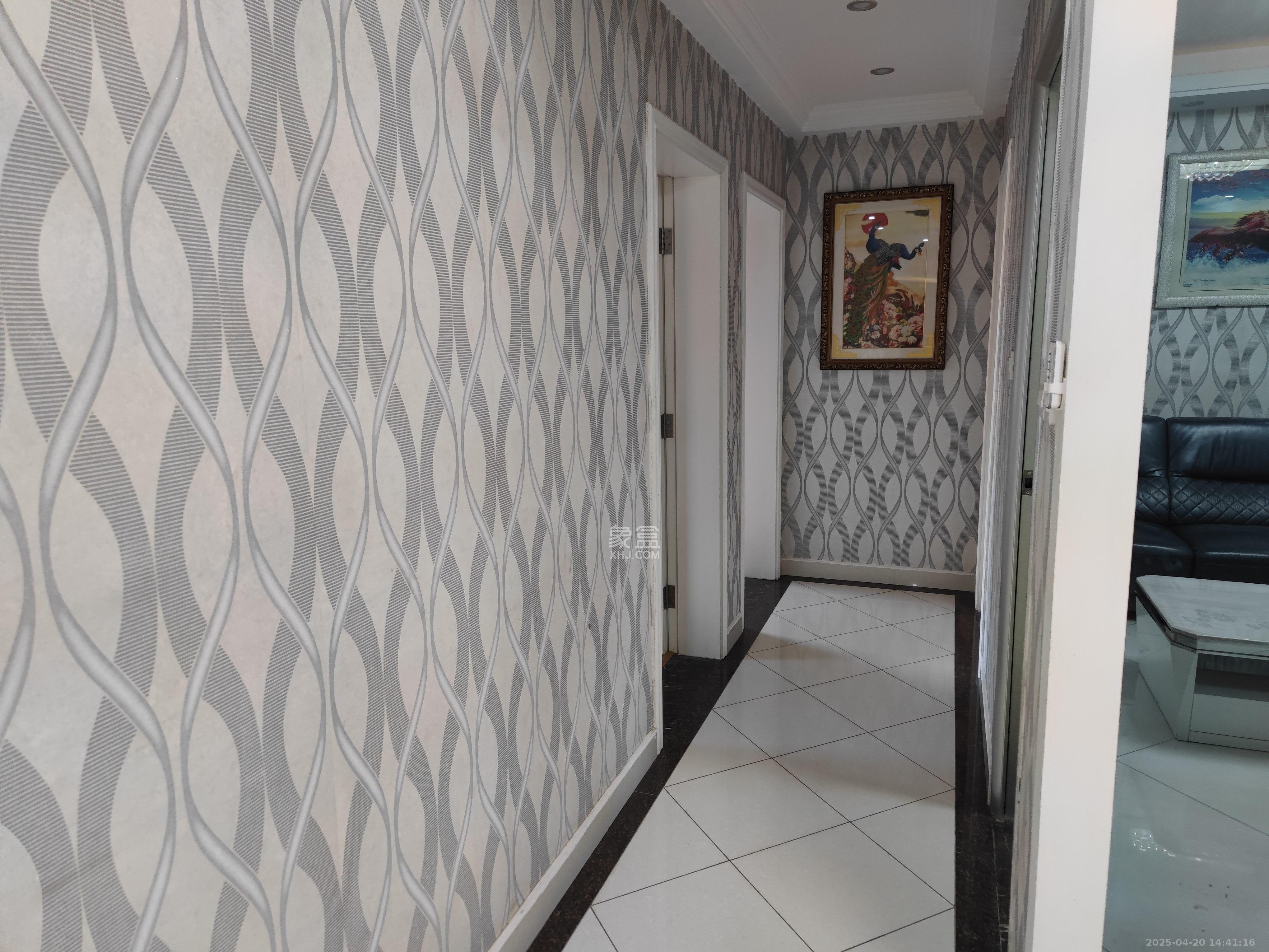 旭辉御府 4室2厅1卫 3300.0元/月 旭辉御府 4室2厅1卫 3300.0元/月室内图