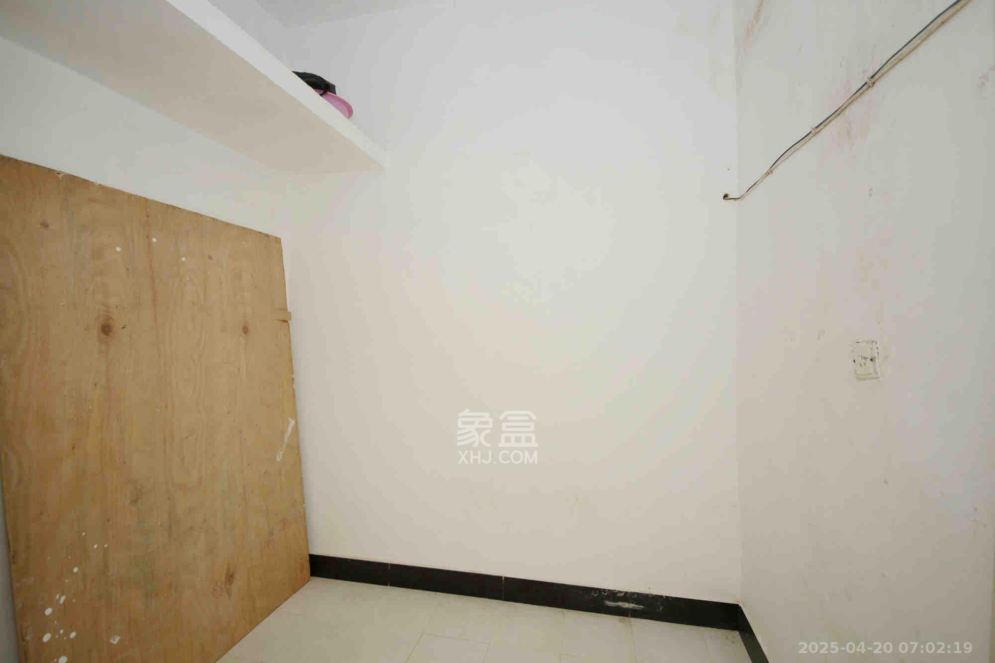 燕山街社区  2室2厅1卫   1800.00元/月室内图