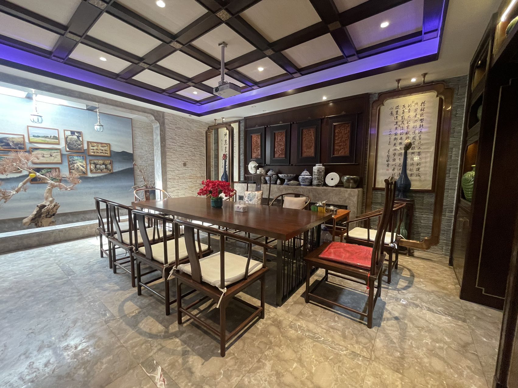 鸿洲江山 10室3厅5卫 40000.0元/月 鸿洲江山 10室3厅5卫 40000.0元/月室内图