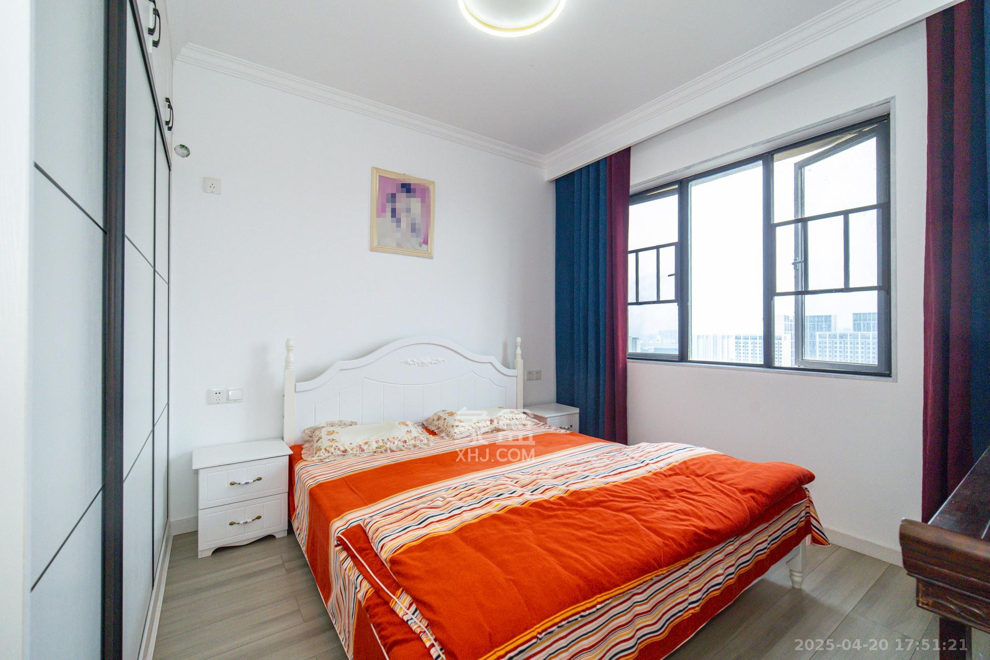 星湖湾二期高层 3室2厅1卫 79.8万 星湖湾二期高层 3室2厅1卫 79.8万卧室