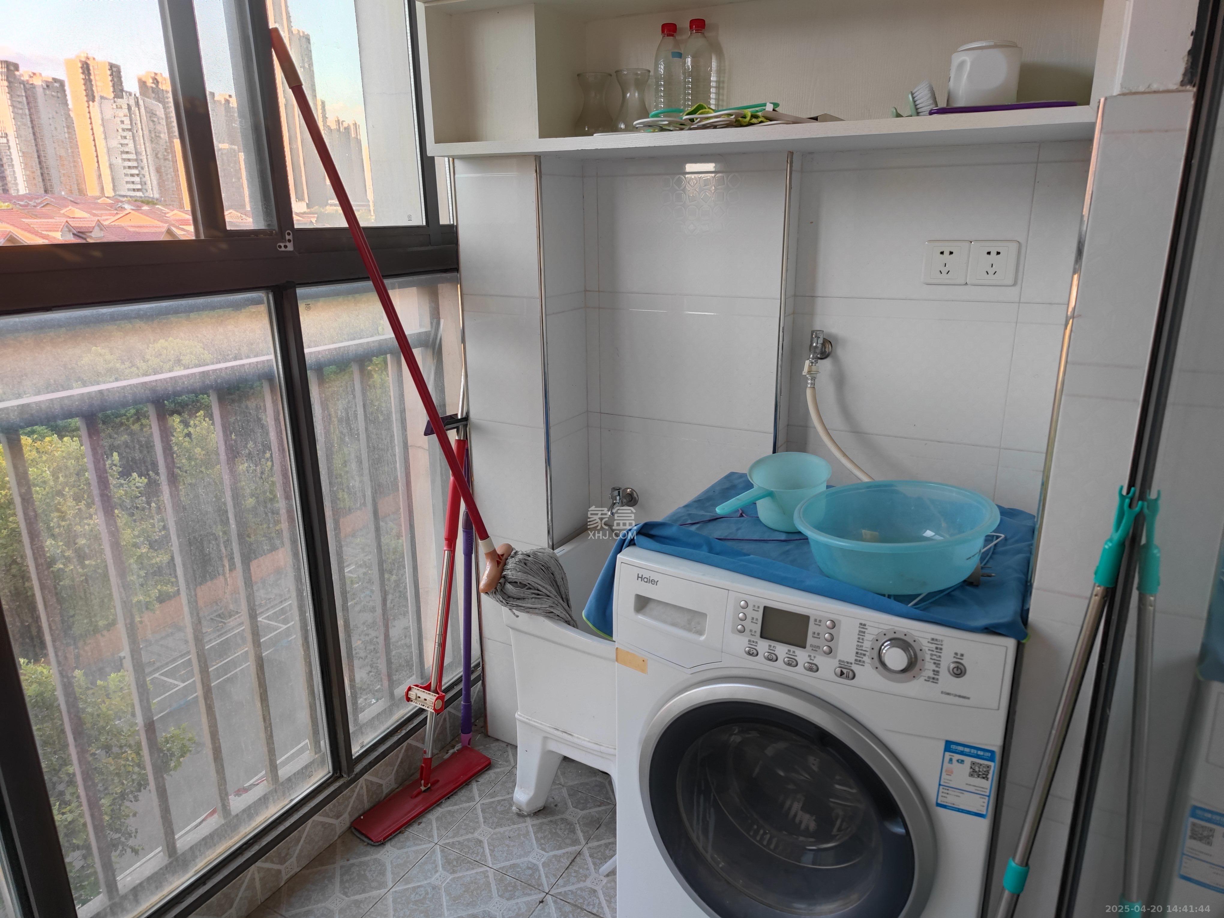 旭辉御府 4室2厅1卫 3300.0元/月 旭辉御府 4室2厅1卫 3300.0元/月室内图