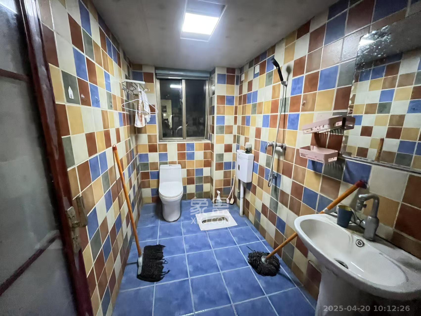 南郡明珠 2室2厅1卫 1300.0元/月 南郡明珠 2室2厅1卫 1300.0元/月室内图