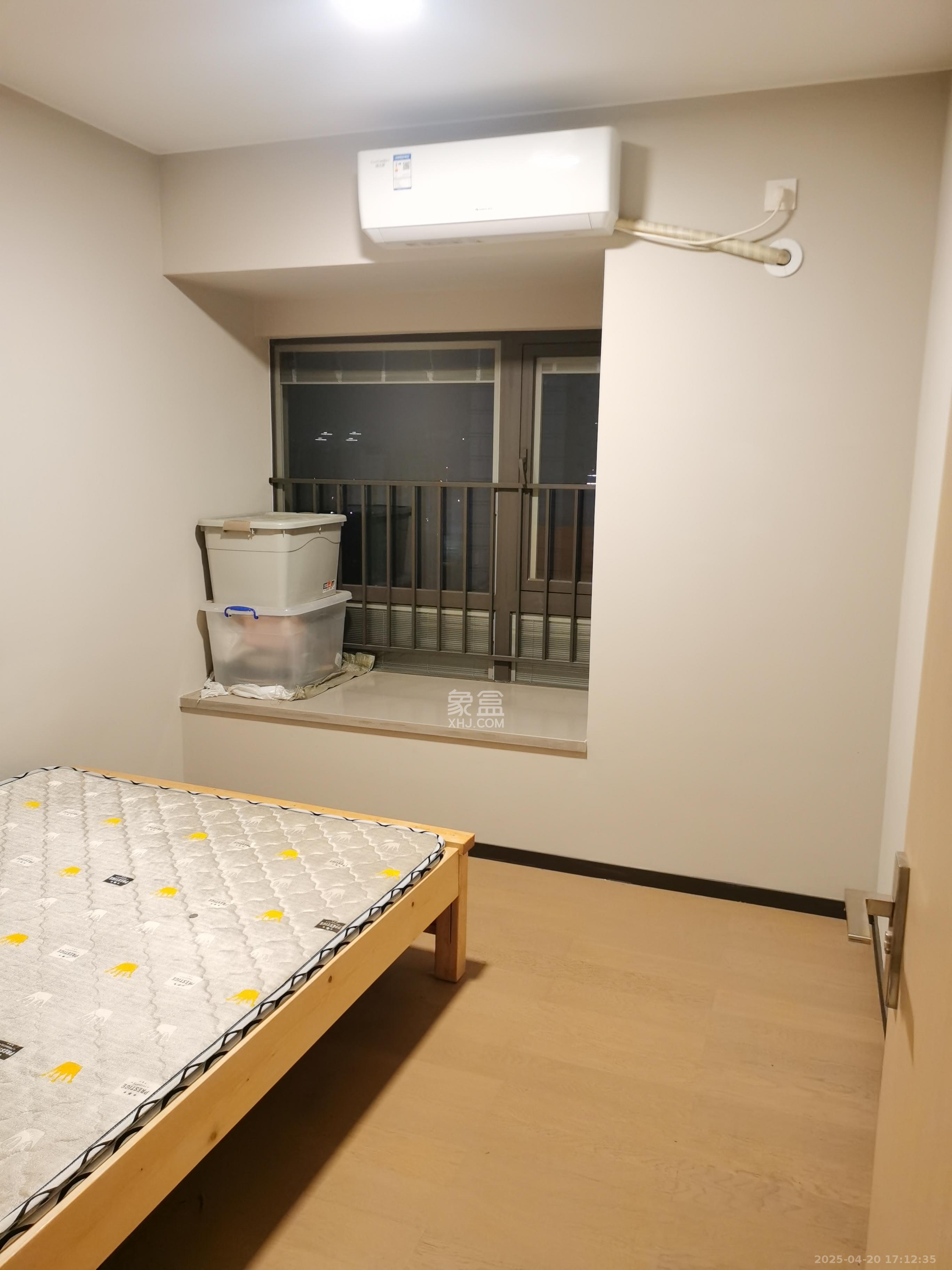时代倾城.时代遇见  4室2厅2卫   2100.00元/月室内图