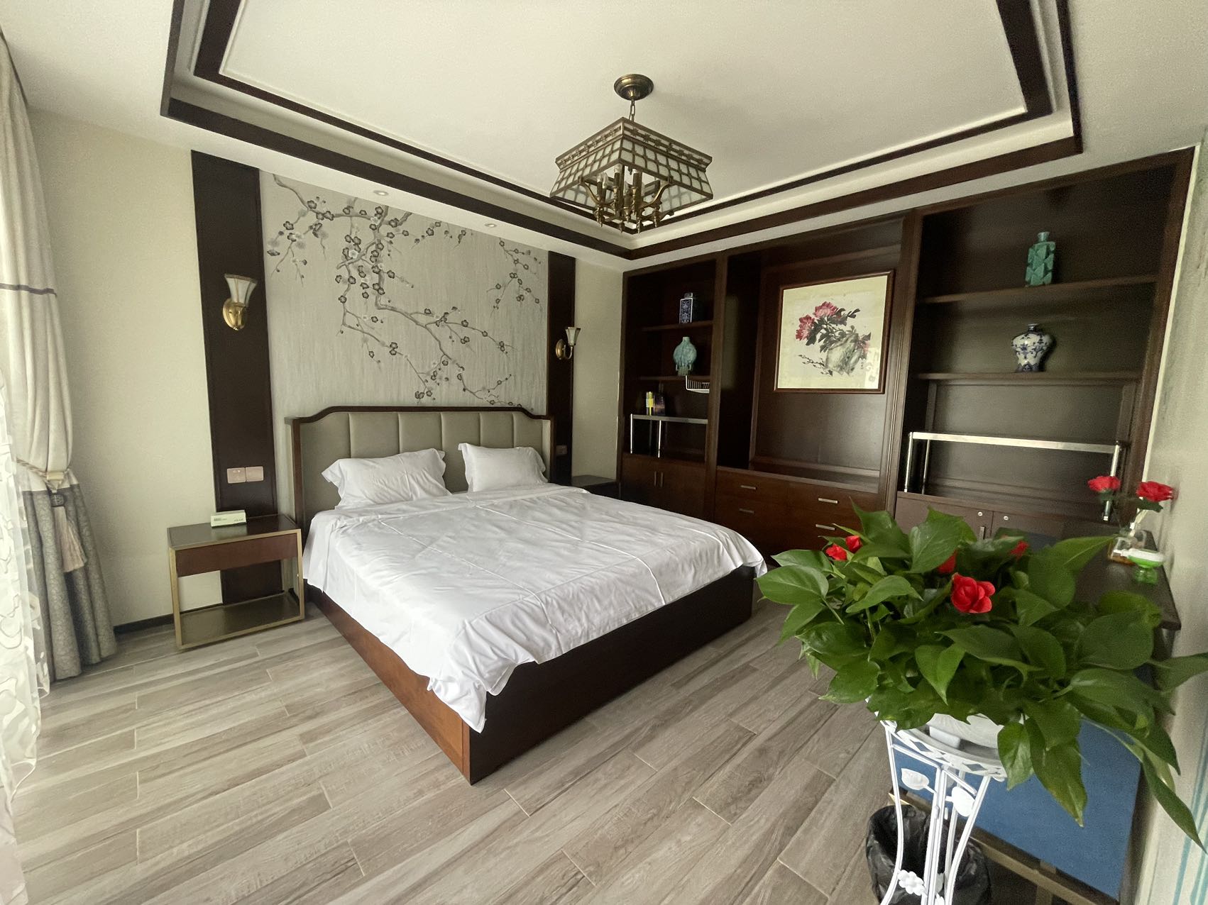 鸿洲江山 10室3厅5卫 40000.0元/月 鸿洲江山 10室3厅5卫 40000.0元/月室内图